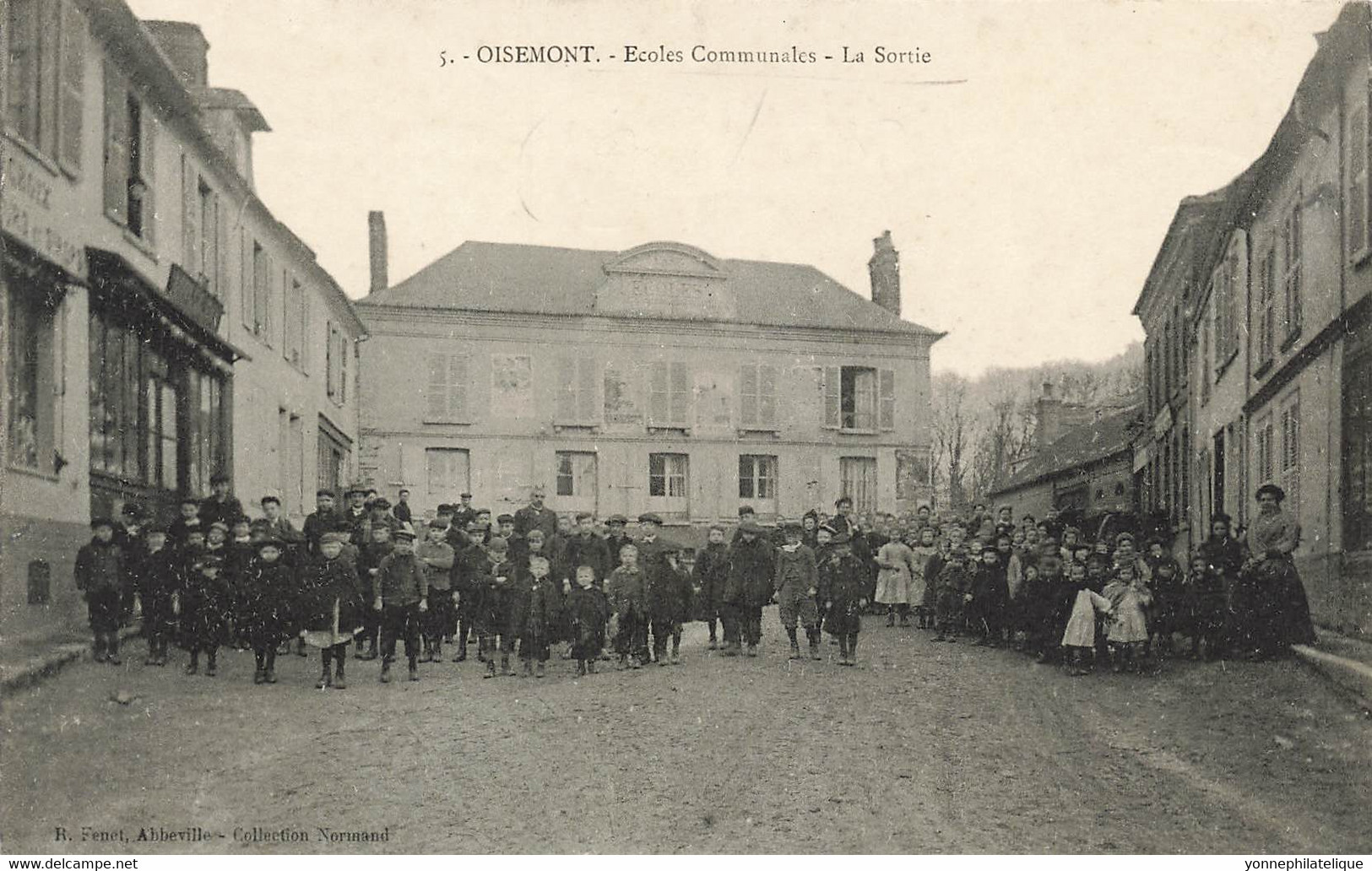 80 - SOMME - OISEMONT - écoles Communales - Sortie - Superbe - 10698 - Oisemont