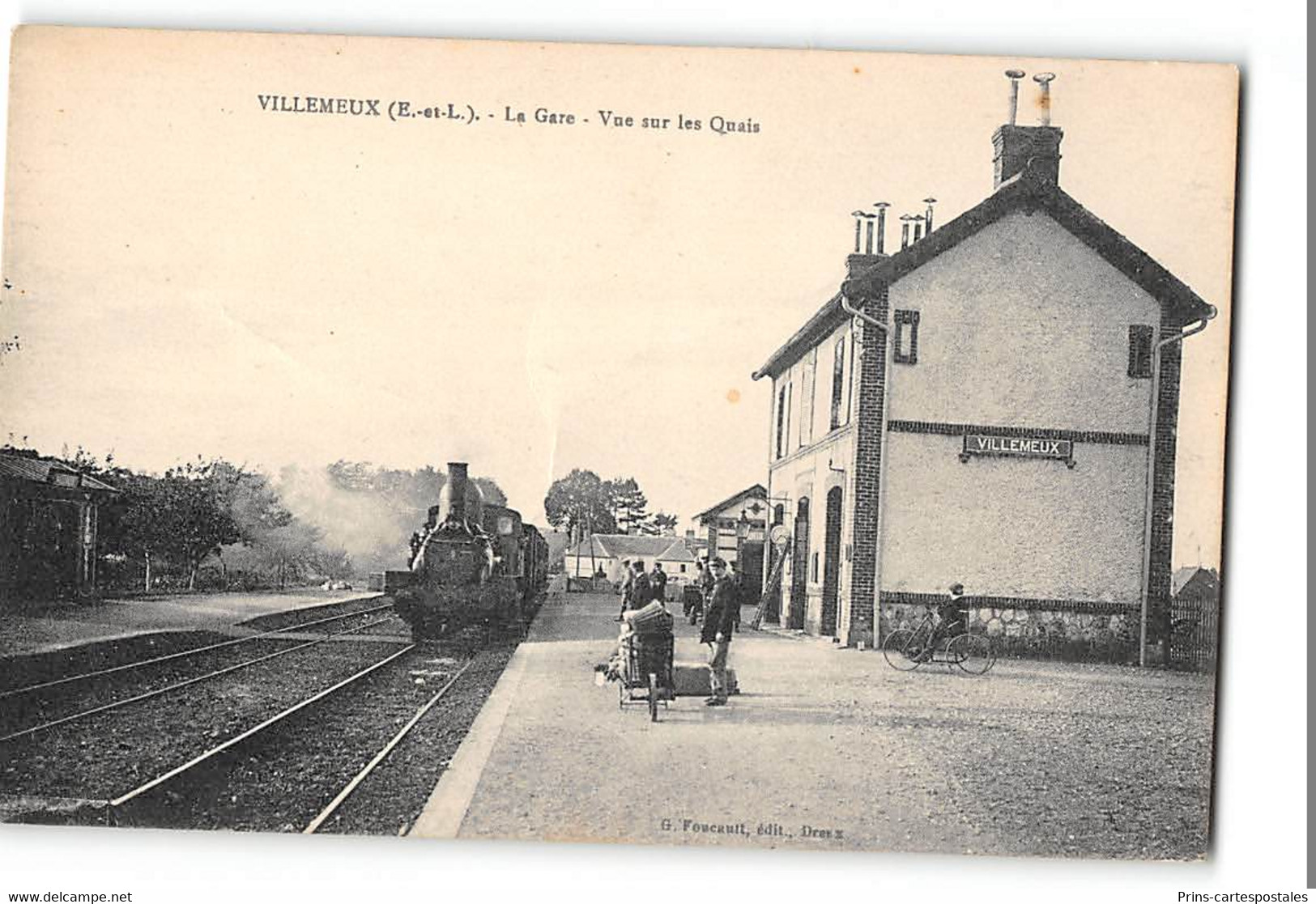 CPA 28 Villemeux La Gare Train - Villemeux-sur-Eure