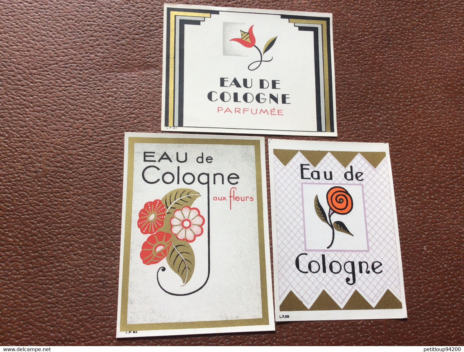 3 ÉTIQUETTES  DE PARFUM  EAU DE COLOGNE  *Parfumée  *Aux Fleurs - Labels