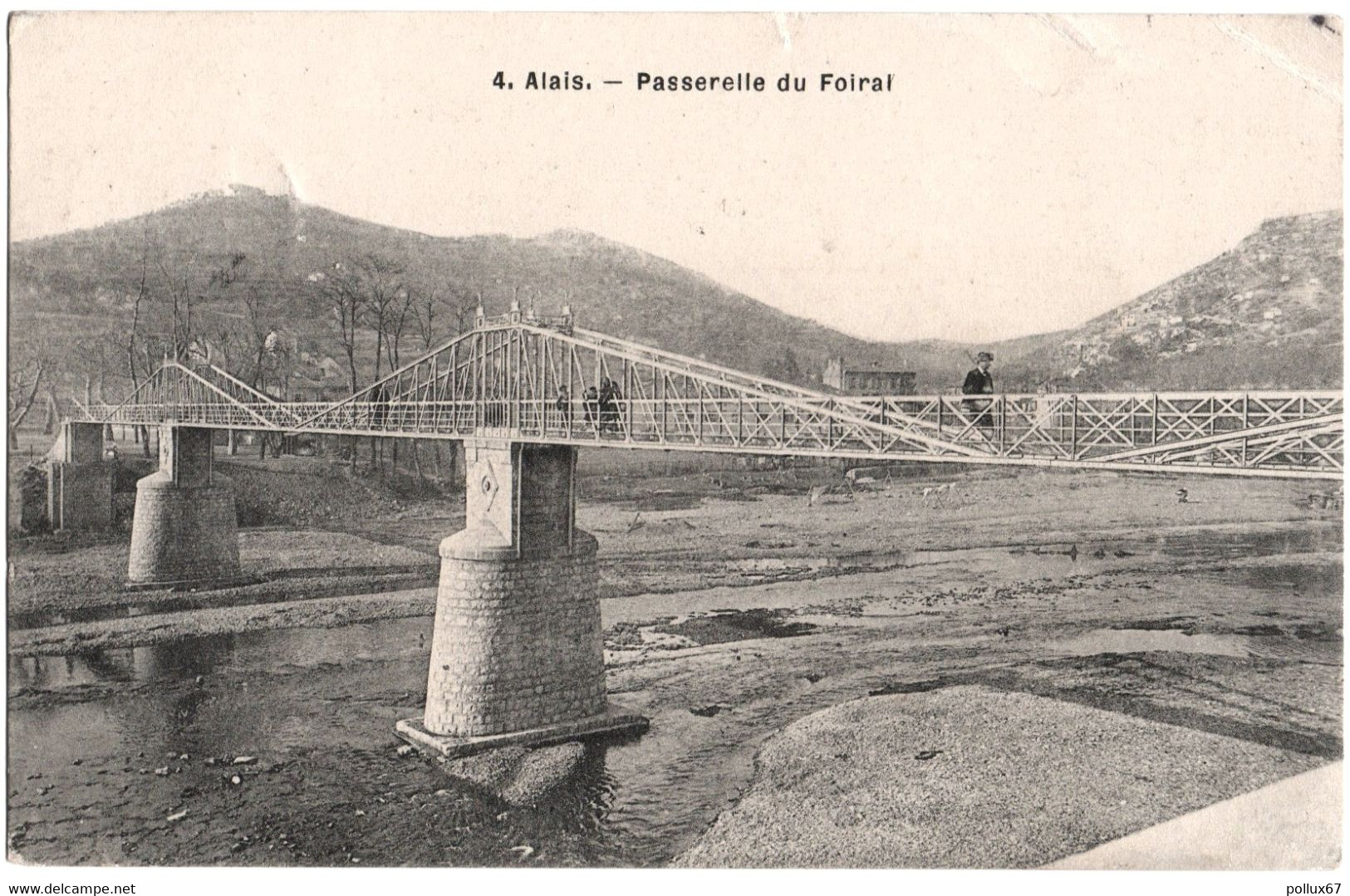 CPA DE ALES  (GARD)  PASSERELLE DU FOIRAL - Alès