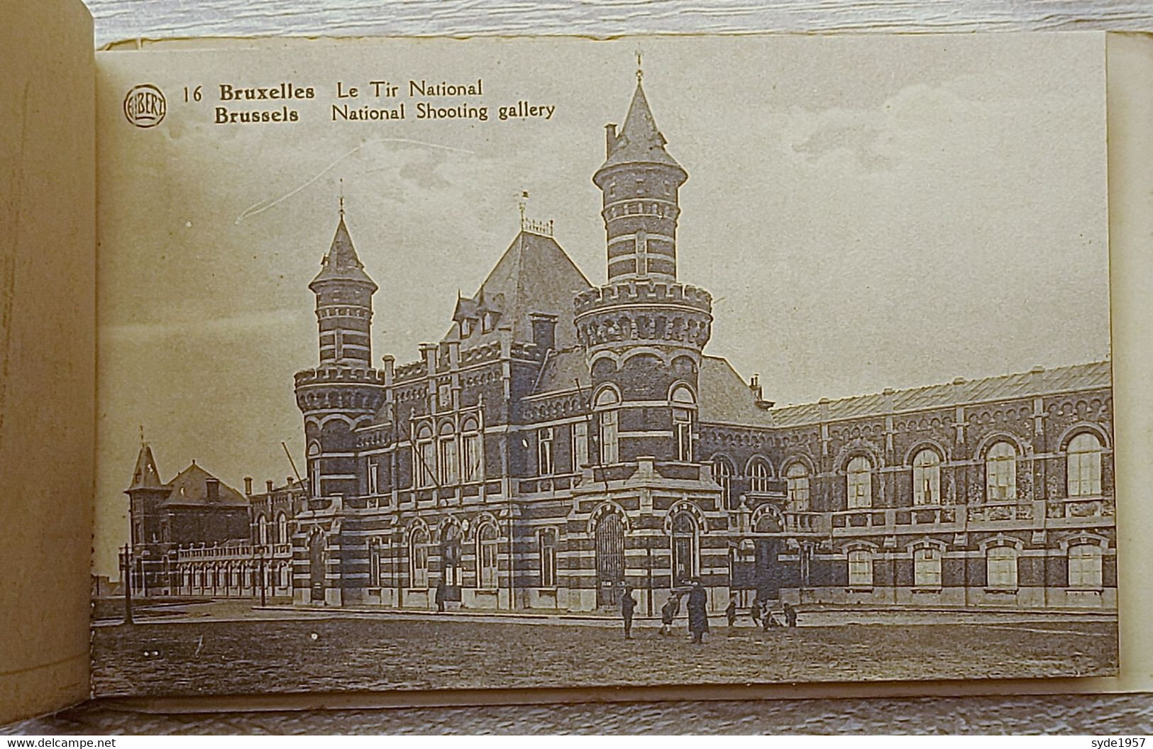 Carnet Souvenir de Bruxelles - 24 Cartes vues - Marque Albert - Les plus jolies. Très Bon état (voir scan)