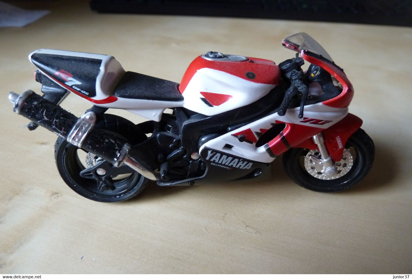 Moto Maisto Yamaha YZF - Motorfietsen