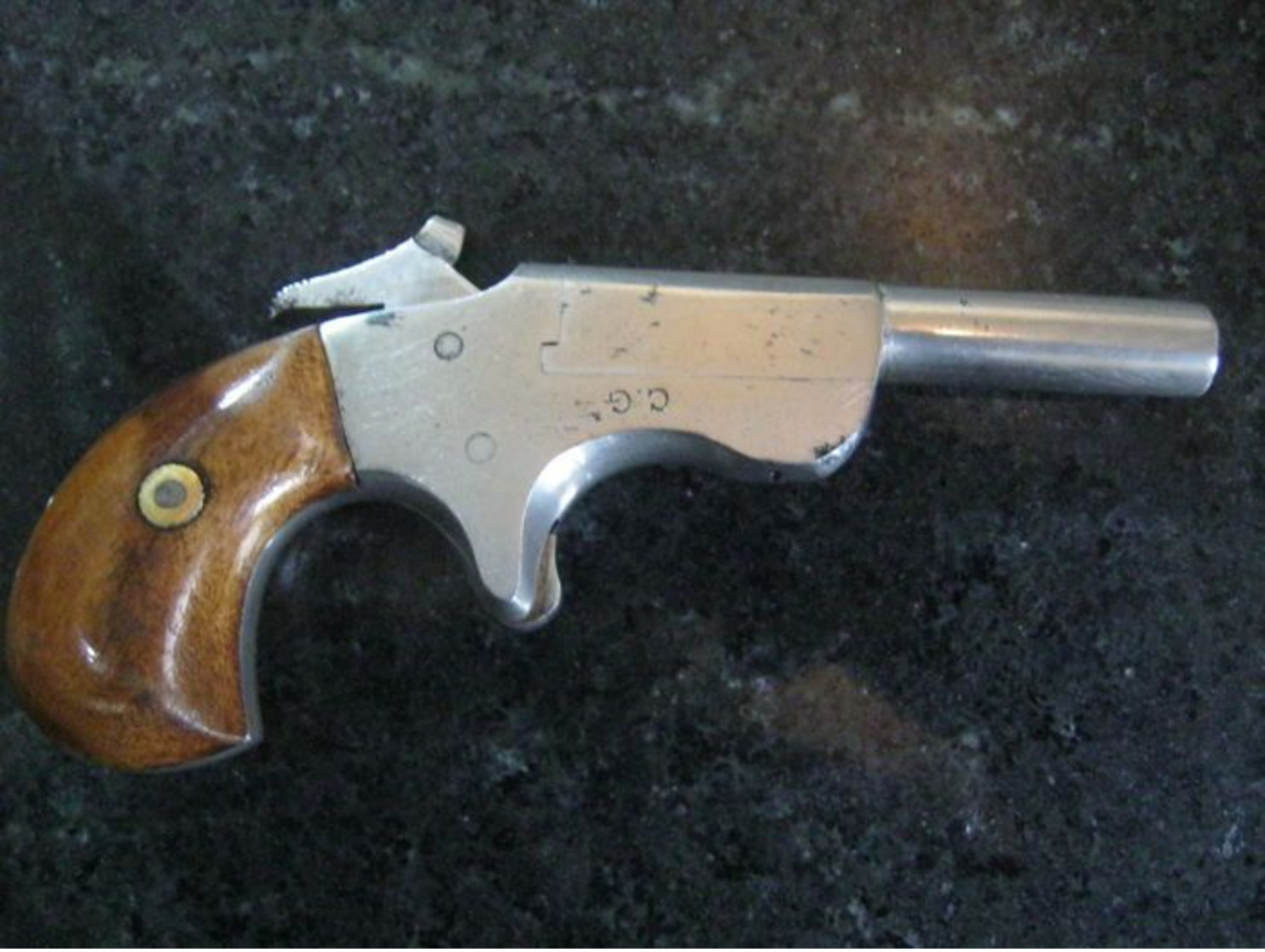 Belgium single shot Deringer pistol, beautifully engineered