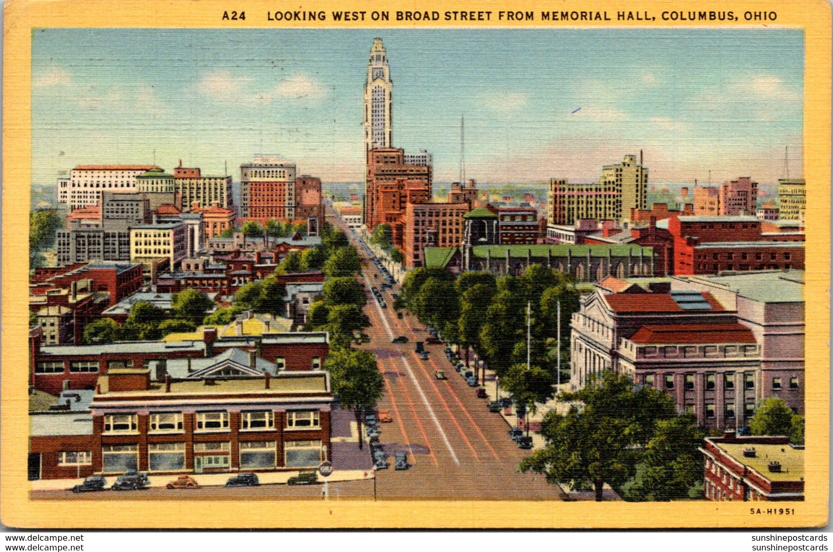 Ohio Columbus Looking West On Broad Street From Memorial Hall 1949 Curteich - Columbus