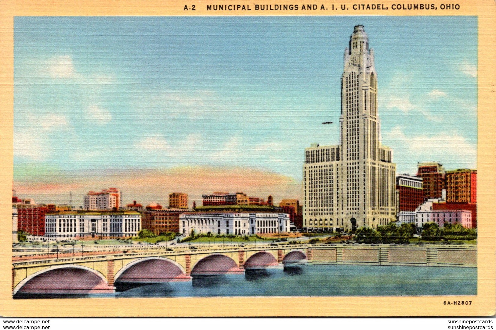 Ohio Columbus Municipal Buildings And A I U Citadel 1944 Curteich - Columbus