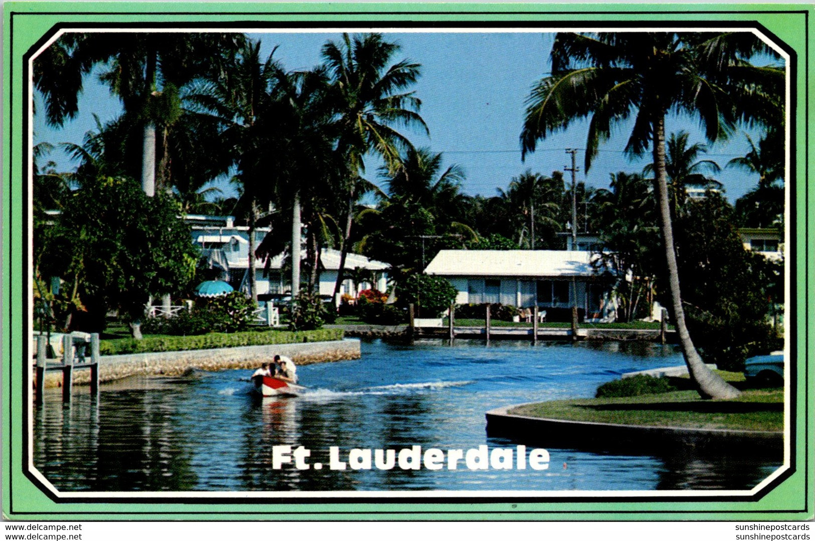 Florida Fort Lauderdale Showing One Of The Many Canals - Fort Lauderdale