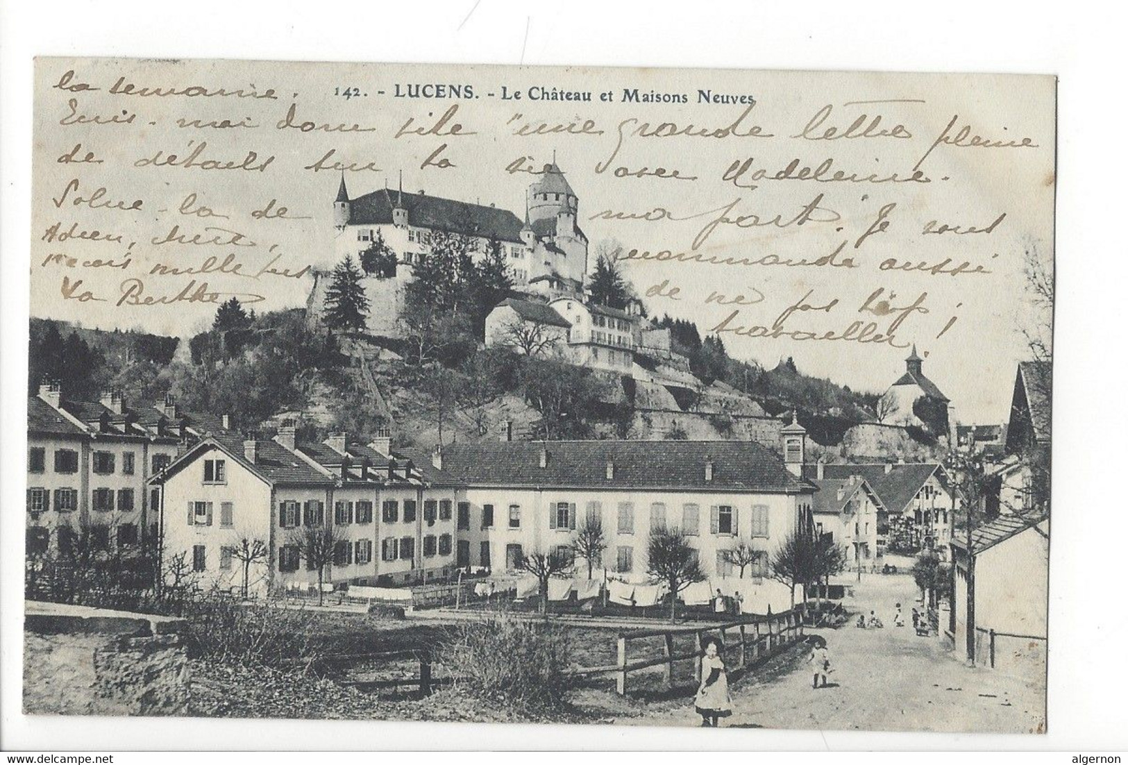 30266 - Lucens Le Château Et Maisons Neuves - Lucens