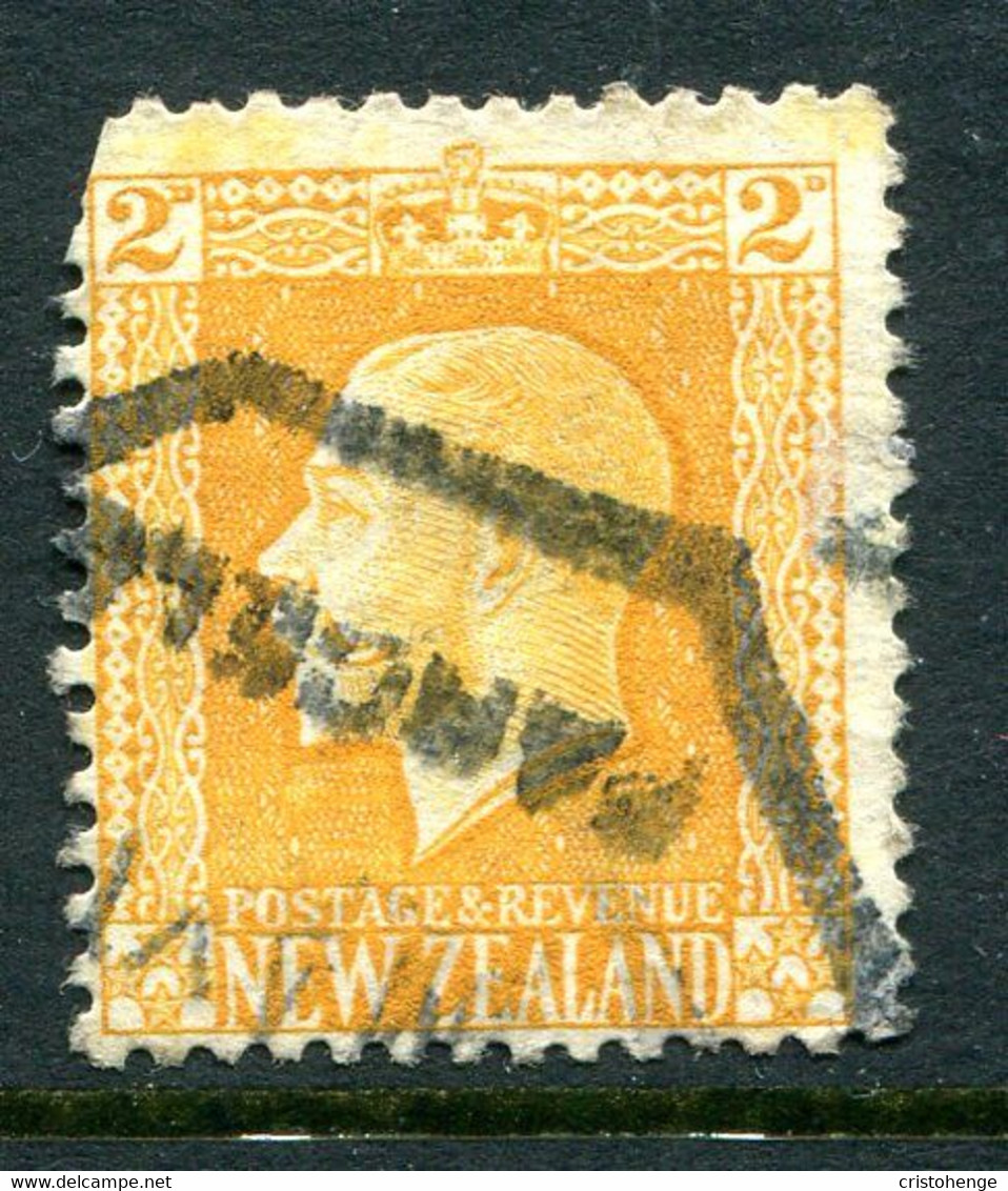 New Zealand 1915-30 KGV - Recess - P.14 X 13½ - 2d Yellow Used (SG 418) - Short Corner - Gebraucht