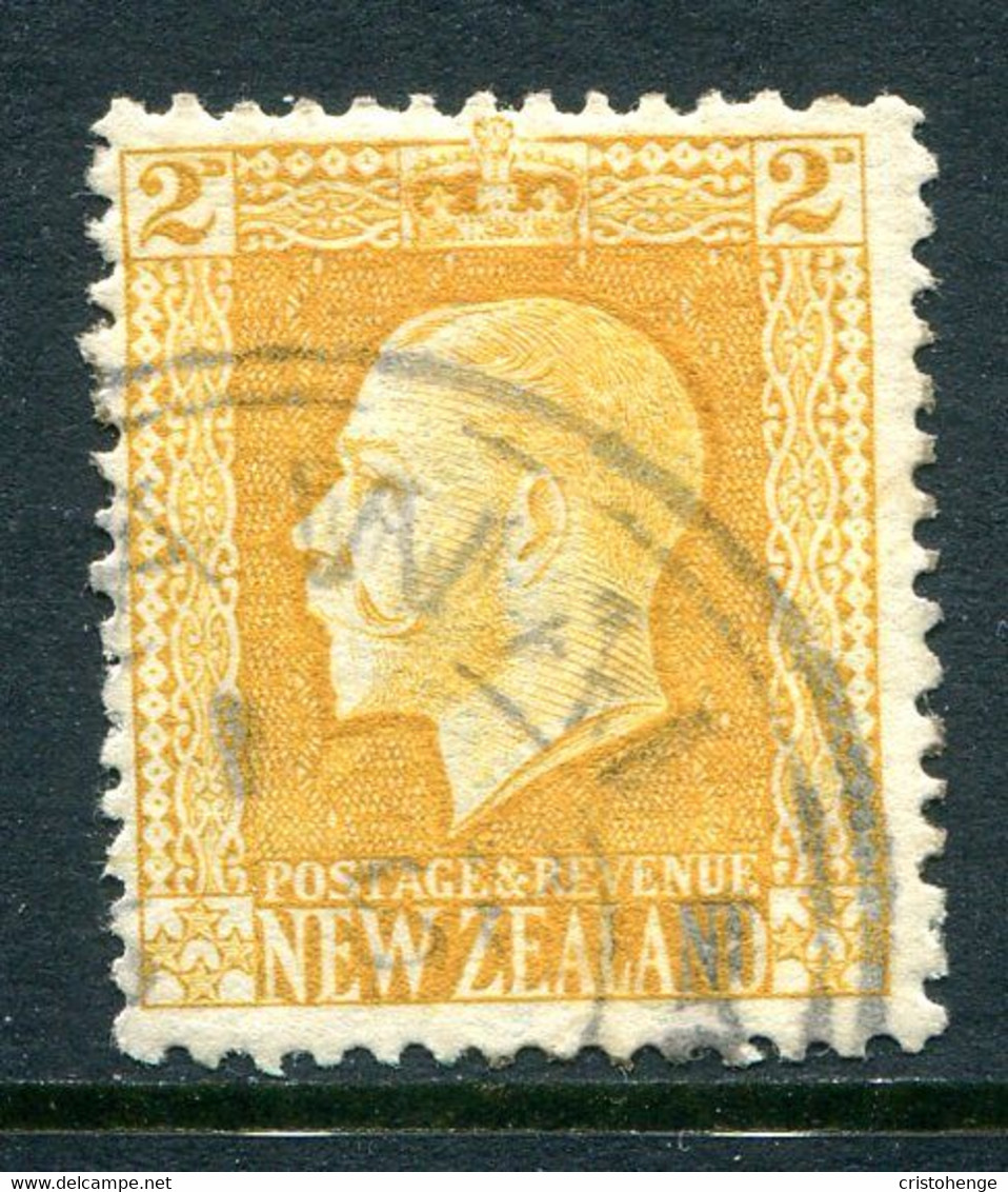 New Zealand 1915-30 KGV - Recess - P.14 X 14½ - 2d Yellow Used (SG 418a) - Gebraucht