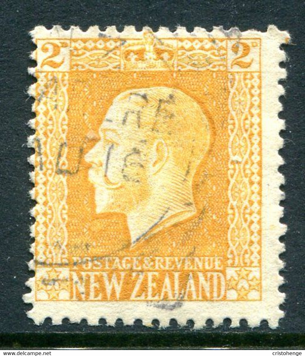 New Zealand 1915-30 KGV - Recess - P.14 X 14½ - 2d Yellow Used (SG 418a) - Gebruikt