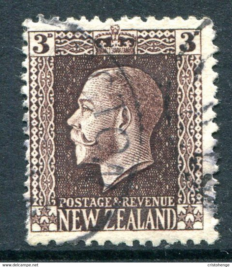 New Zealand 1915-30 KGV - Recess - P.14 X 14½ - 3d Chocolate Used (SG 420b) - Used Stamps