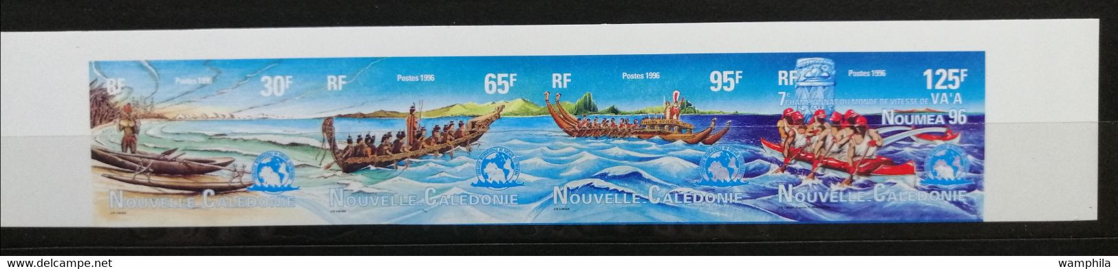 Nouvelle-Calédonie NON DENTELE N°722A**. Pirogues. Cote 45€ - Imperforates, Proofs & Errors