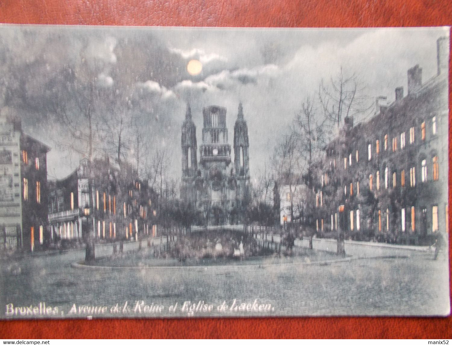 BELG - BRUXELLES - Avenue De La Reine Et L'Eglise De Laeken. - Bruxelles La Nuit