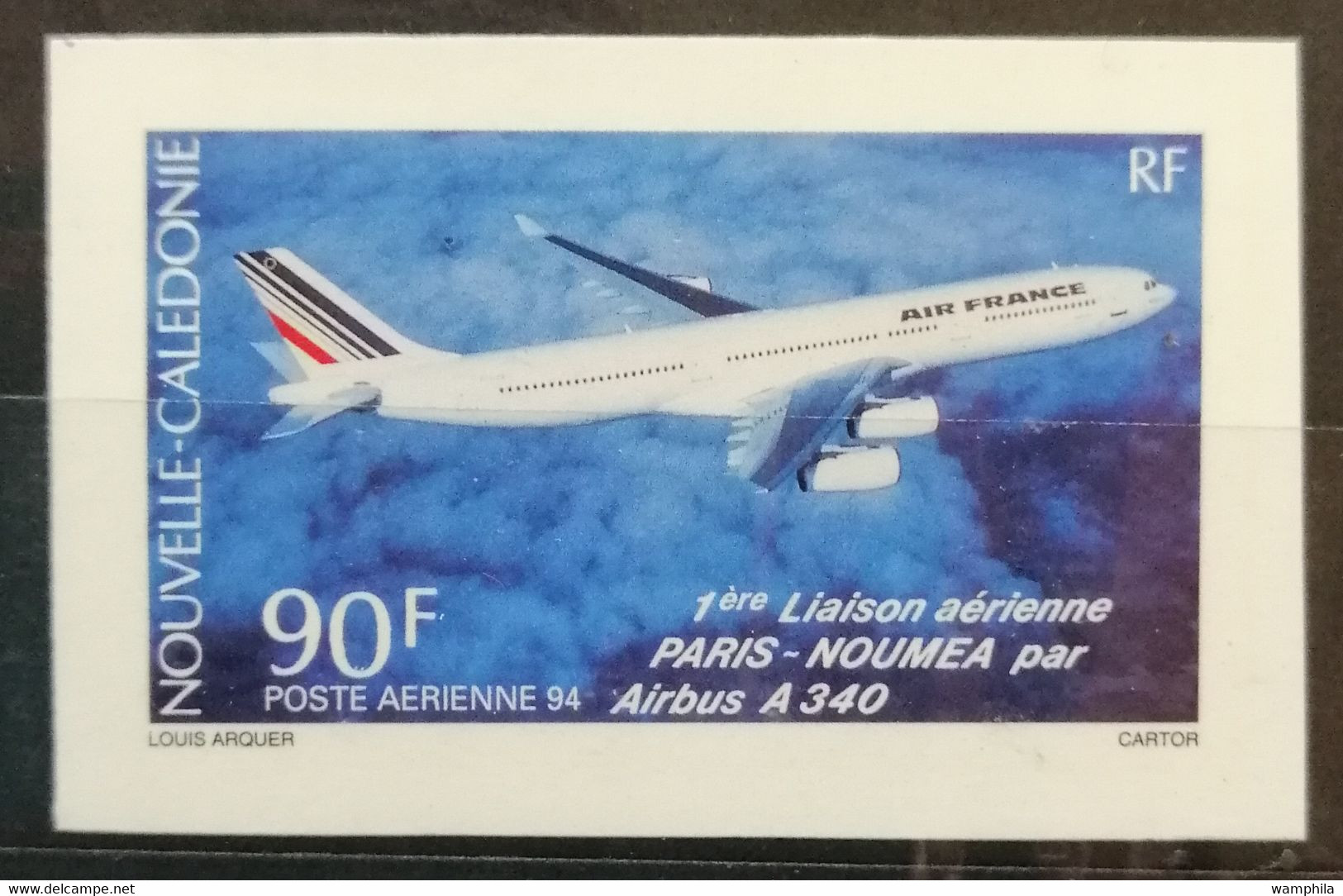 Nouvelle-Calédonie NON DENTELE  N°320**. Avion Airbus A 340. Cote 12€ - Non Dentelés, épreuves & Variétés