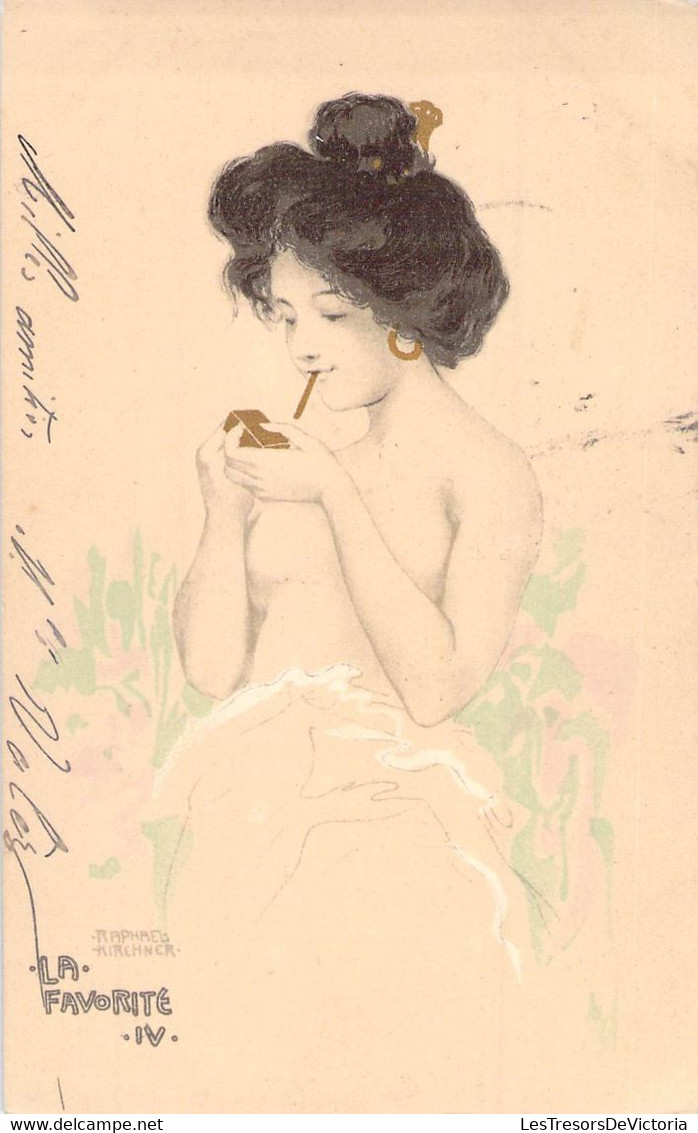CPA Illustrateur Signé Raphael Kirchner - La Favorite IV - Femme Seins Nus Fumant Une Cigarette - Erotique - Kirchner, Raphael