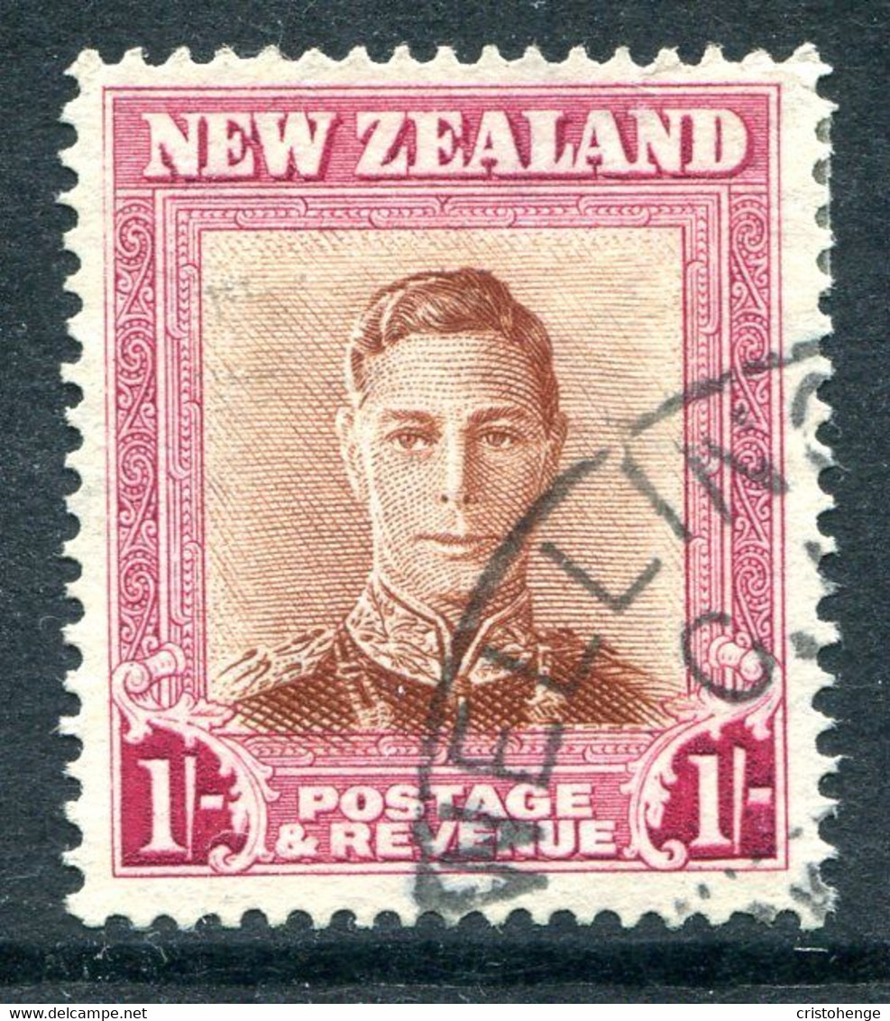 New Zealand 1947-52 King George VI Definitives - 1/- Brown & Carmine - Plate 1 - Wmk. Upright Used (SG 686b) - Gebraucht