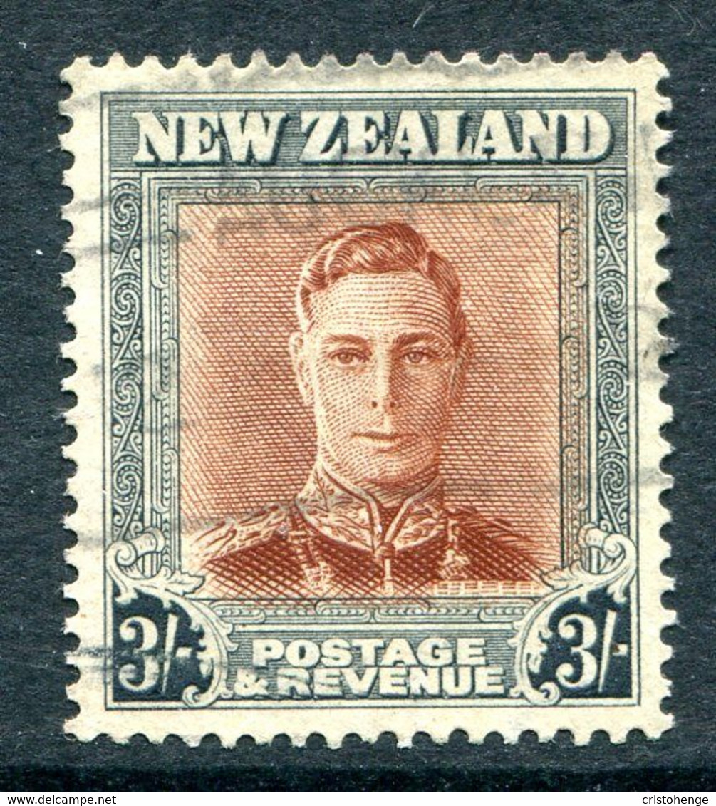 New Zealand 1947-52 King George VI Definitives - 3/- Brown & Grey - Wmk. Sideways Used (SG 689) - Usati