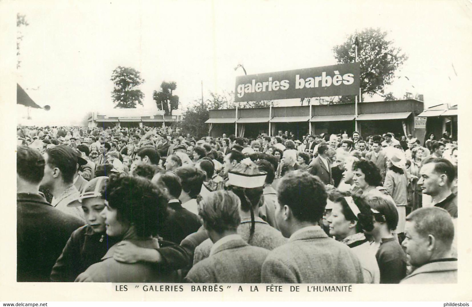 LES GALERIES BARBES A La Fete De L'Humanité - Betogingen