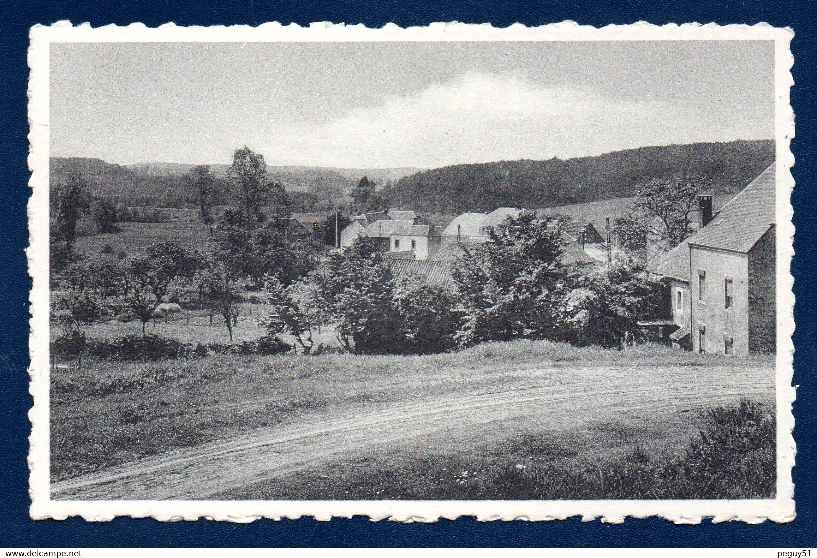 Belgique. Tattert ( Thiaumont- Attert). Panorama Du Village. - Attert