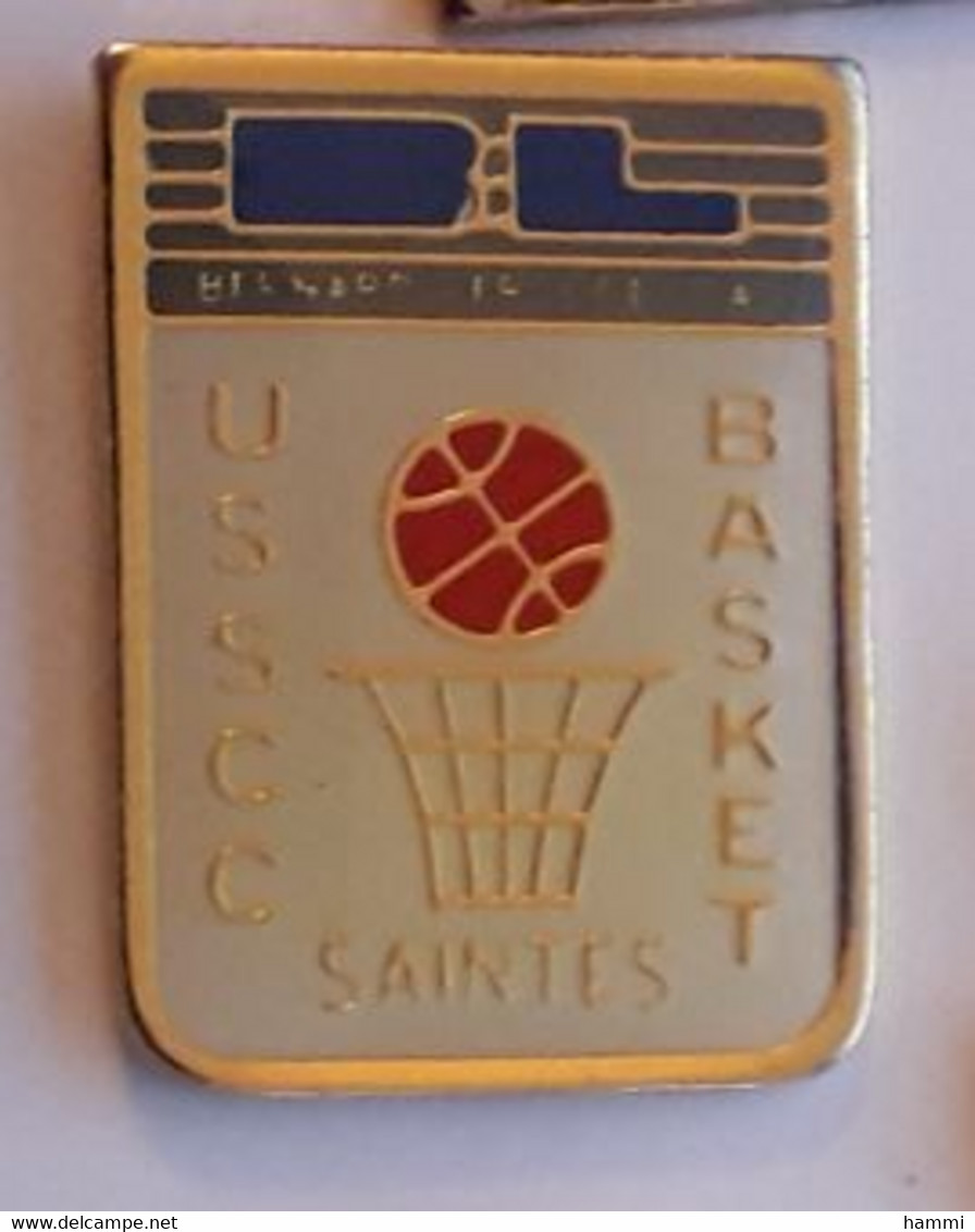 SP60 Pin's Basket Basketball USSCC Saintes Charente Maritime  Achat Immédiat - Basketball