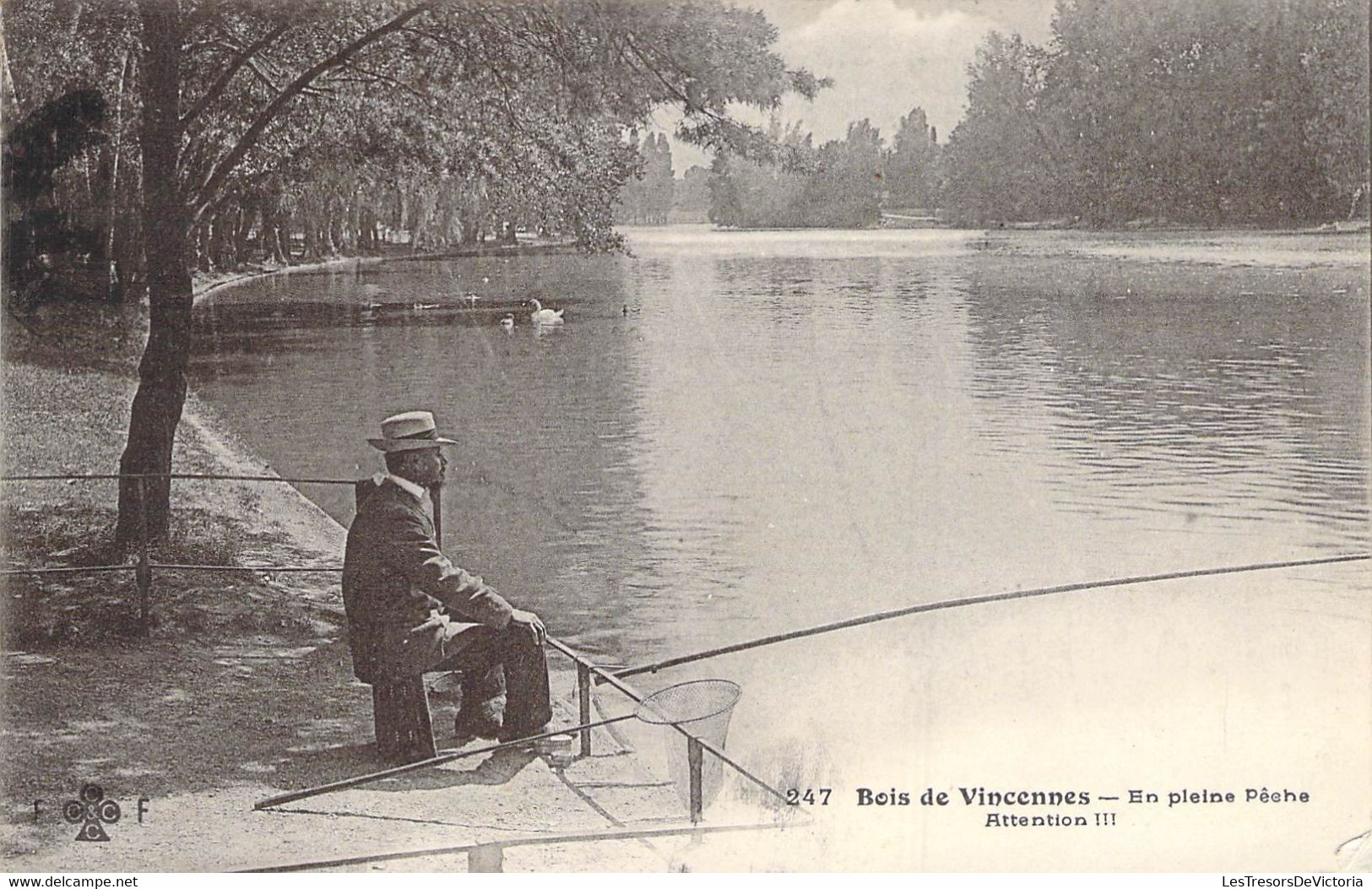 CPA 1910 Bois De Vincennes - En Pleine Pêche - Pêcheur à La Ligne - Fishing