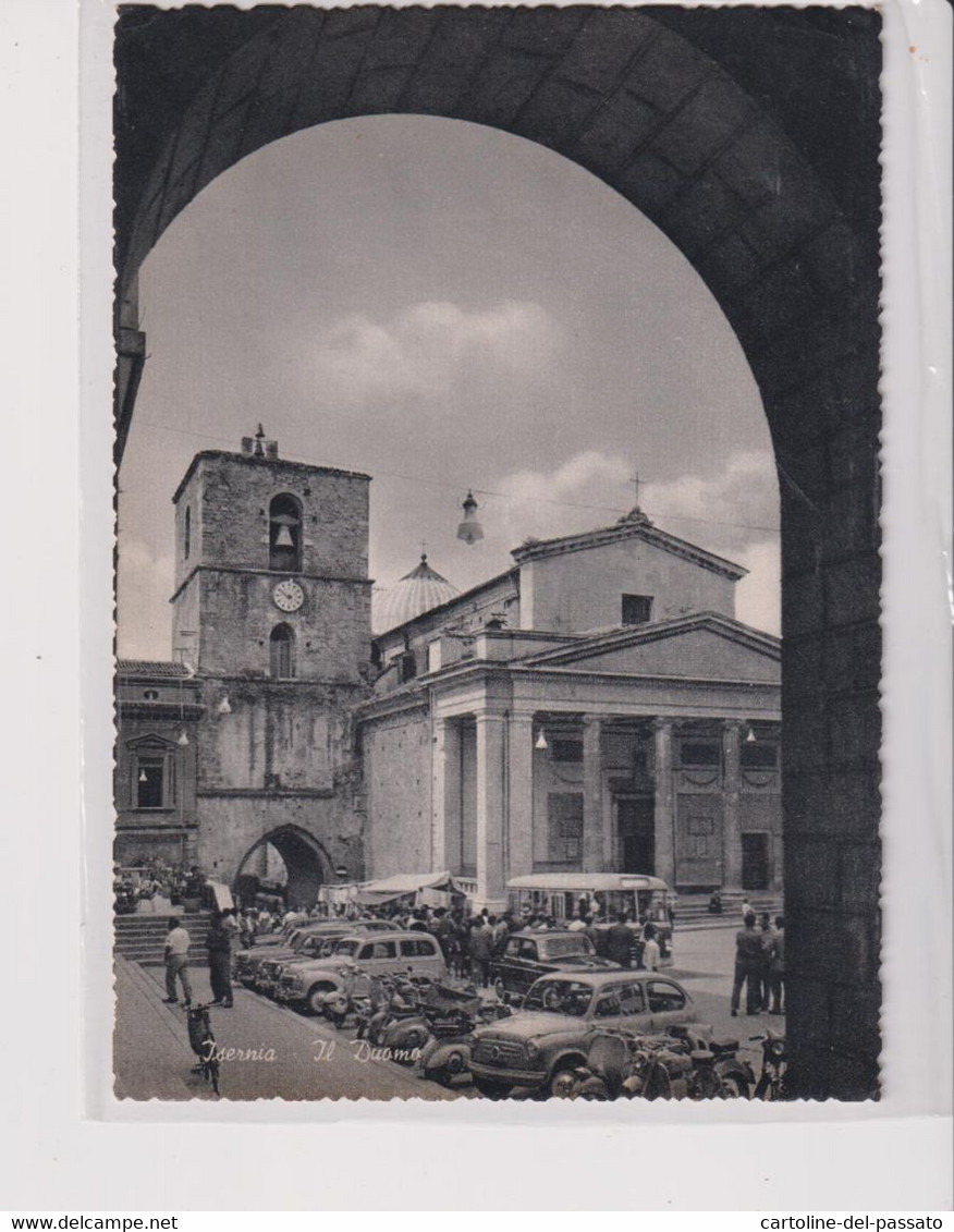 ISERNIA  IL DUOMO  AUTO CAR VOITURES BUS CORRIERE NO VG - Isernia