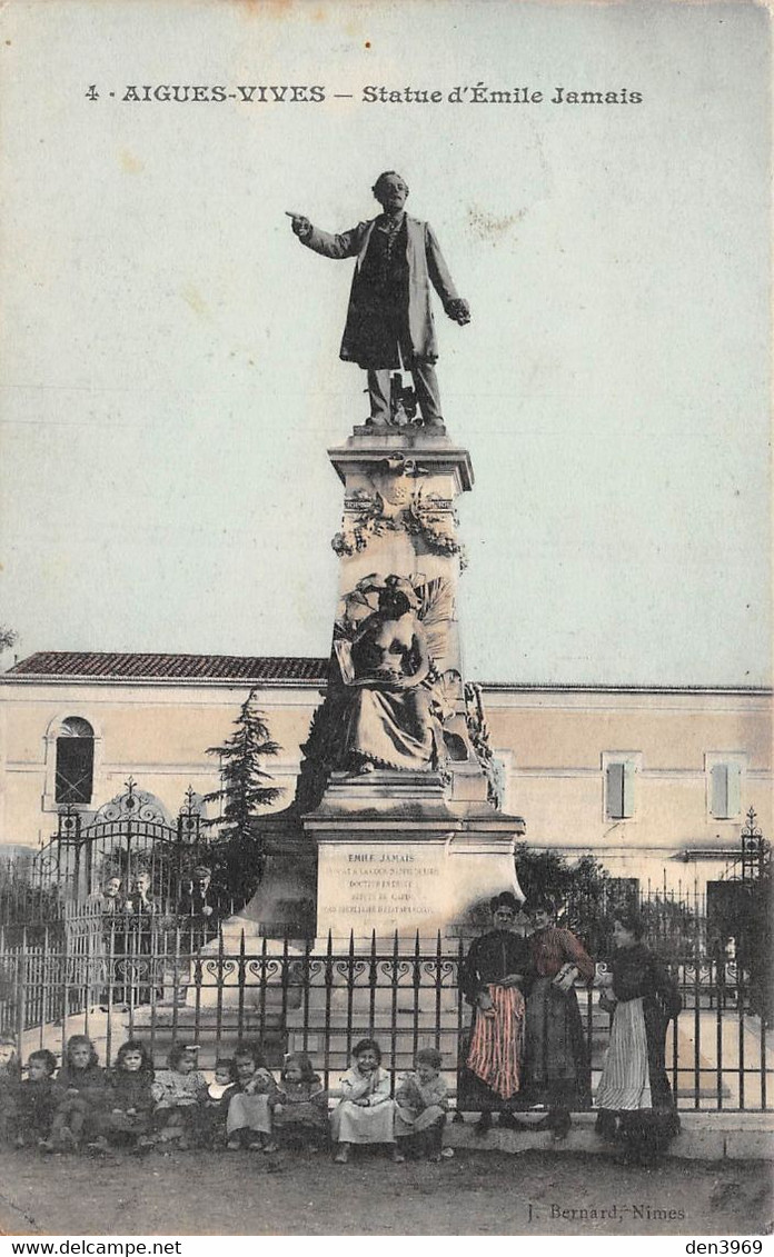 AIGUES-VIVES (Gard) - Statue D'Emile Jamais - Aigues-Vives
