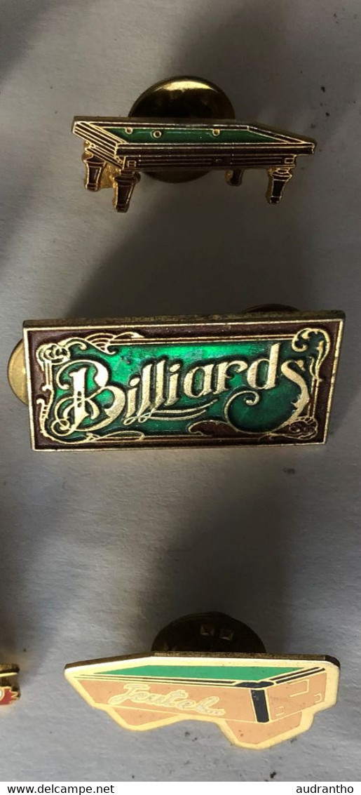 Beau Lot De 11 Pin's Sur Le BILLARD FFB Snooker Orléans 1992 Jeutel - Biljart