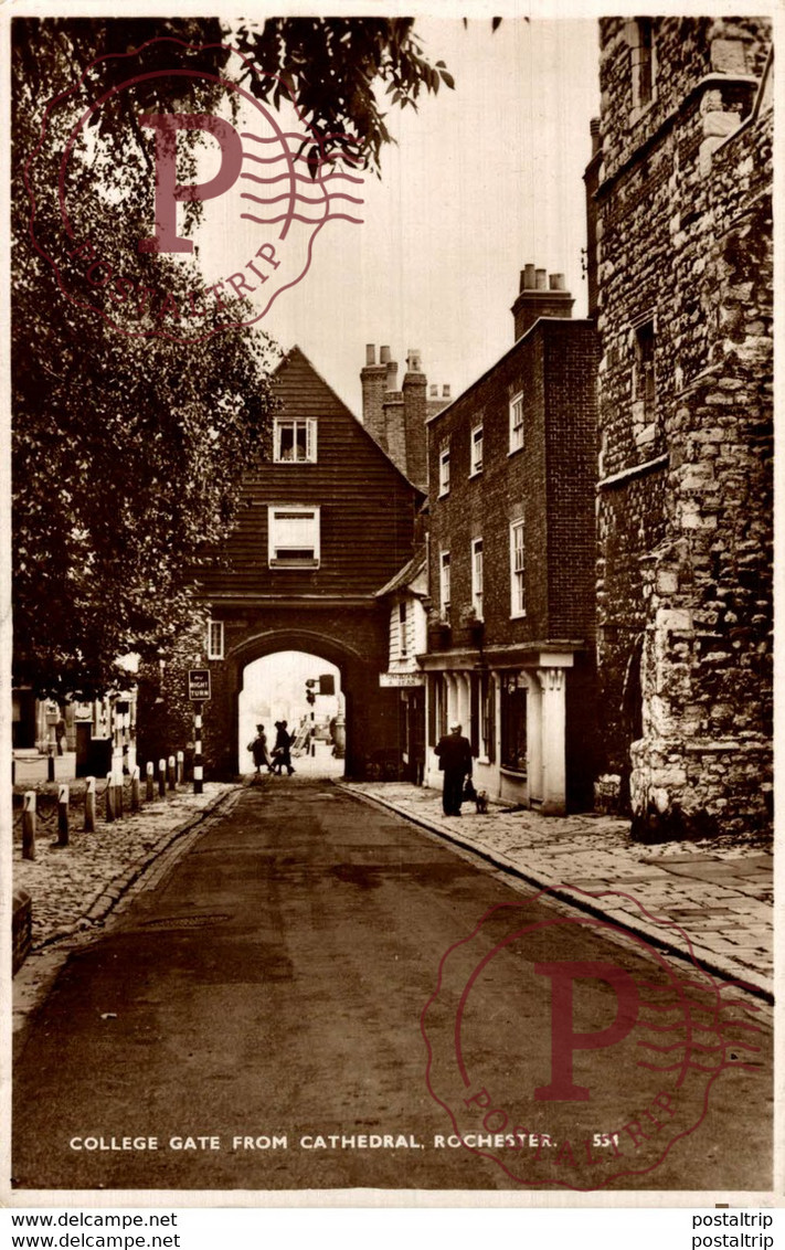 ROCHESTER -COLLEGE GATE. Reino Unido // UK - Rochester