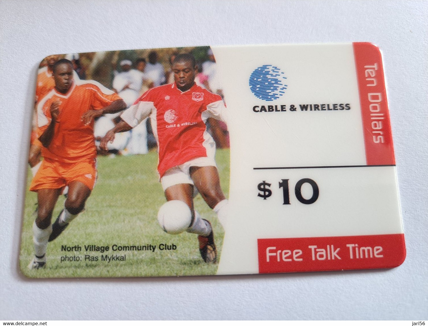 BERMUDA  $10,-   BERMUDA   SOCCER/FUTBOL    C&W    PREPAID CARD  Fine USED  **10268** - Bermuda