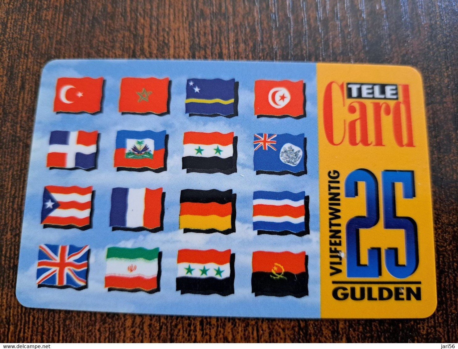 NETHERLANDS  PREPAID 25 HFL  FLAGS DIFFERENTS  TELE-CARD  USED CARD   ** 10283** - Sin Clasificación