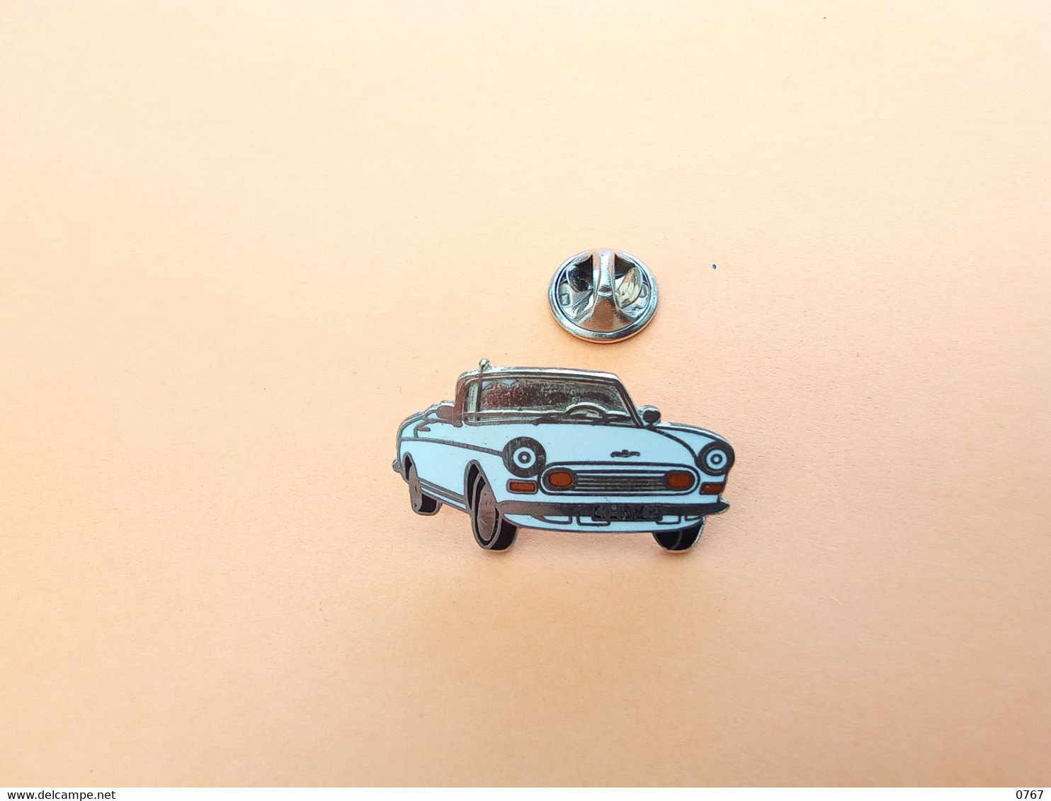 Pin S Pin's AUTOMOBILE AUTO PEUGEOT 404 CABRIOLET Metal (bazarcollect28) - Peugeot