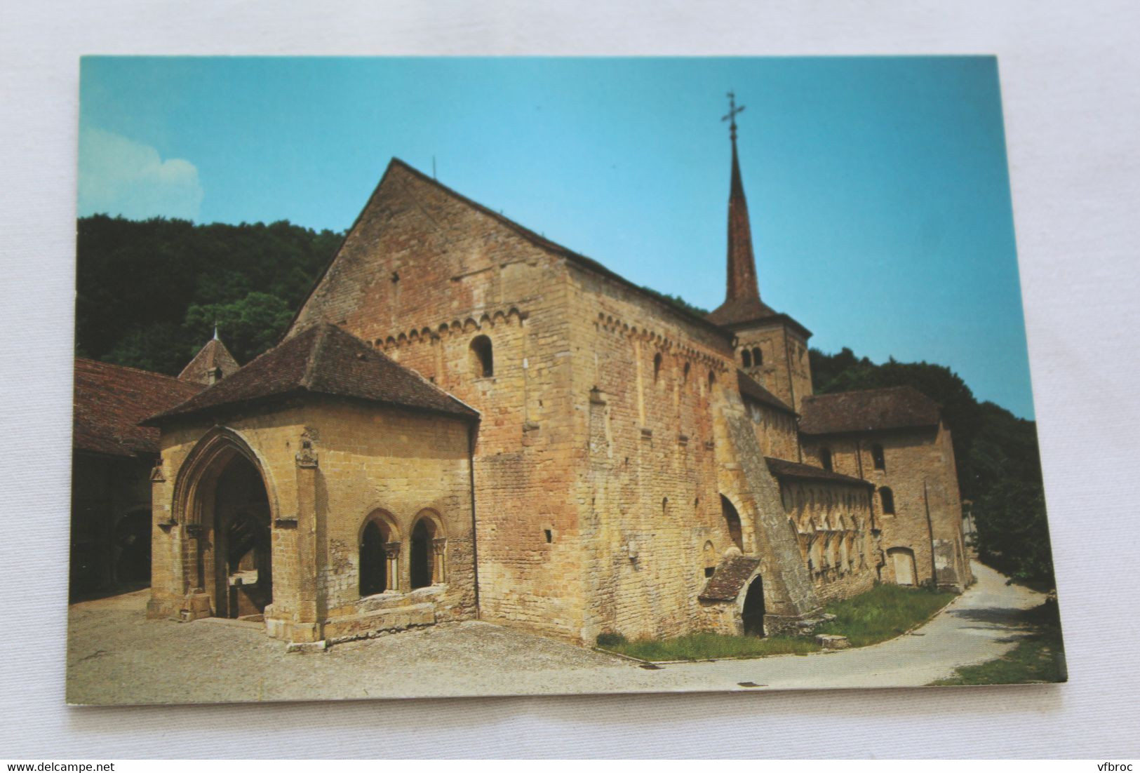 I921, Cpm, Romainmotier, L'église Romane, Porche Et Narthex, Suisse - Romainmôtier-Envy