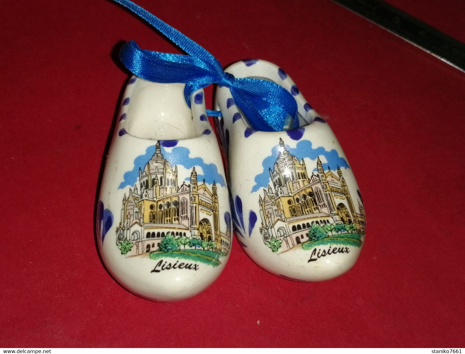 PETITE PAIRE DE SABOT EN PORCELAINE ? SOUVENIR DE LISIEUX - Arte Popolare