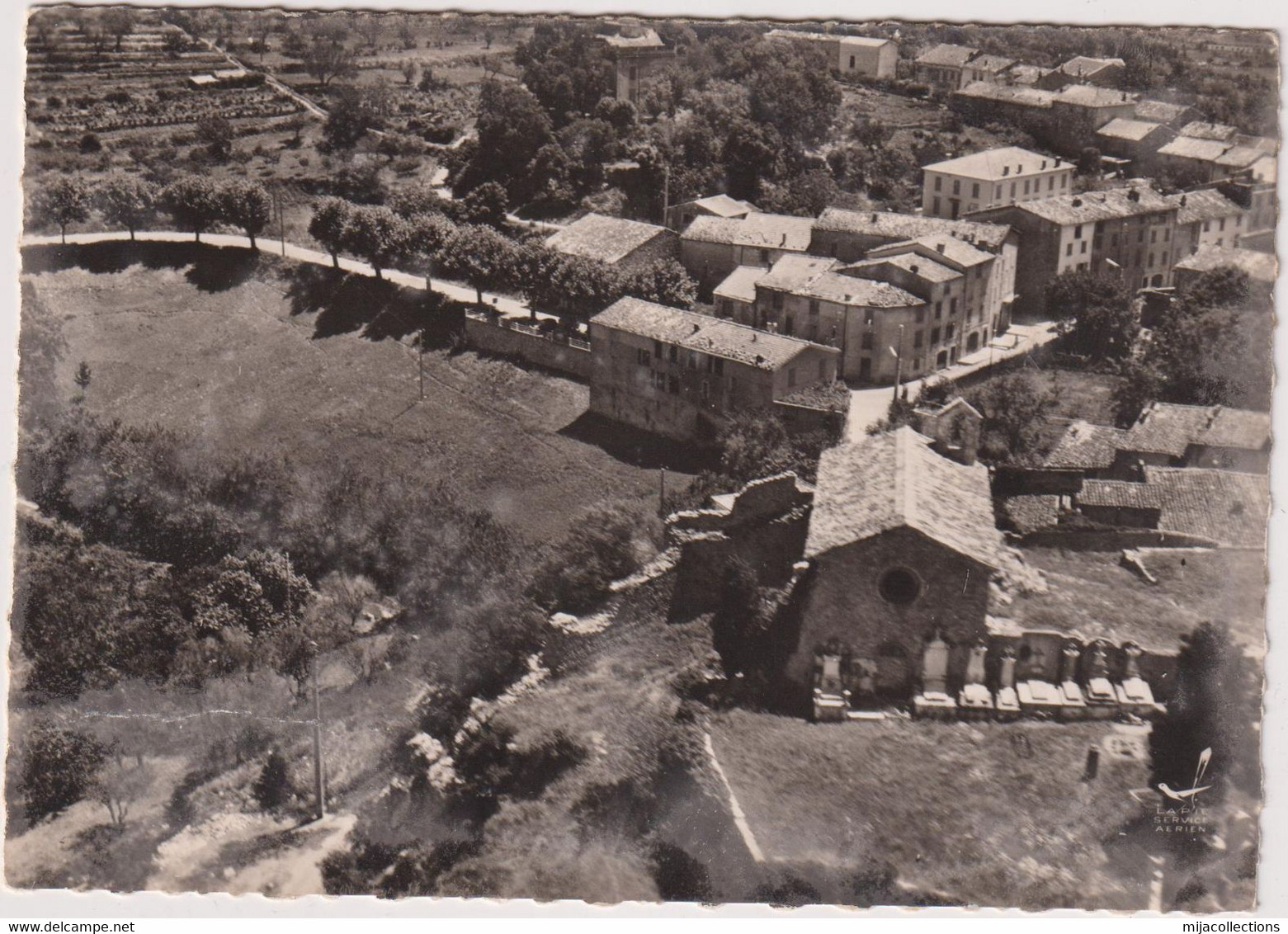 CPSM-D15-montauroux-CHAPELLE St. Barthelemy- Maisons-prés - Montauroux