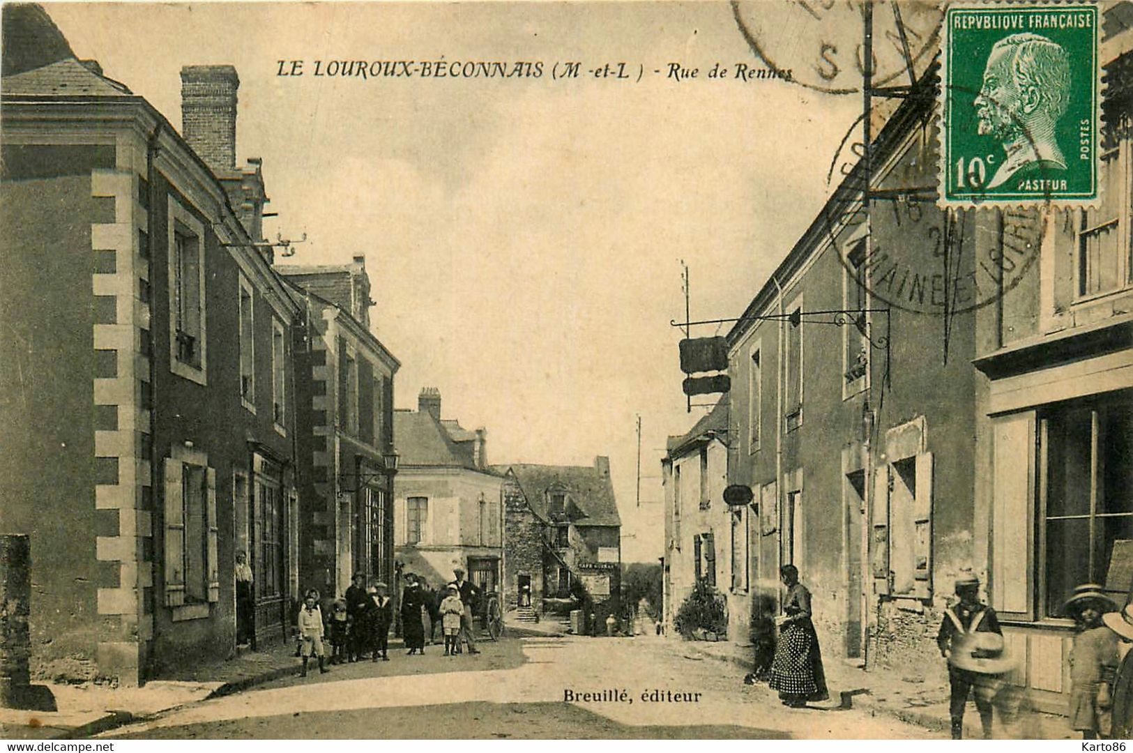 Le Louroux Béconnais * Rue De Rennes * Villageois - Le Louroux Beconnais