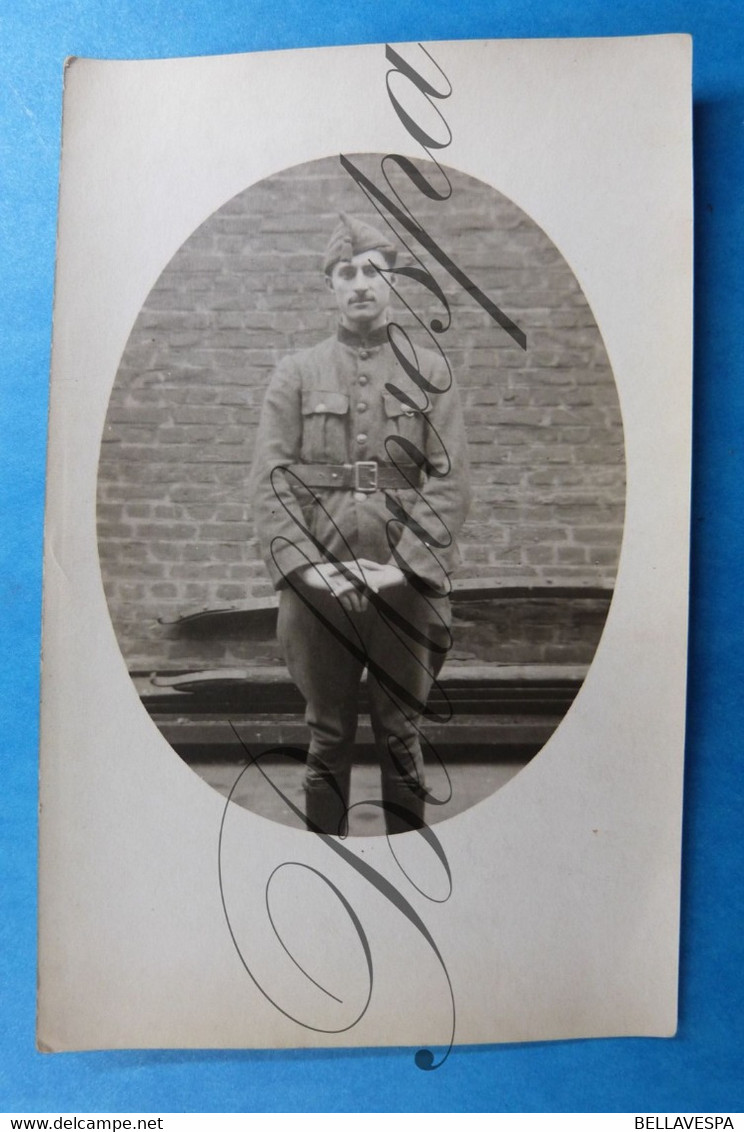 Soldat  Carte Photo Uniform Crefeld 6-10-1919- Edmond Vernoille (Vernaille?) - Uniformes