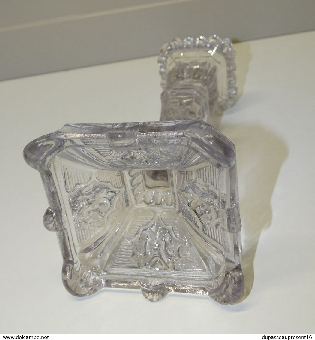 *JOLI ANCIEN BOUGEOIR CRISTAL PORTIEUX FLEURS de LYS Binet Forme Tour CHATEAU  E