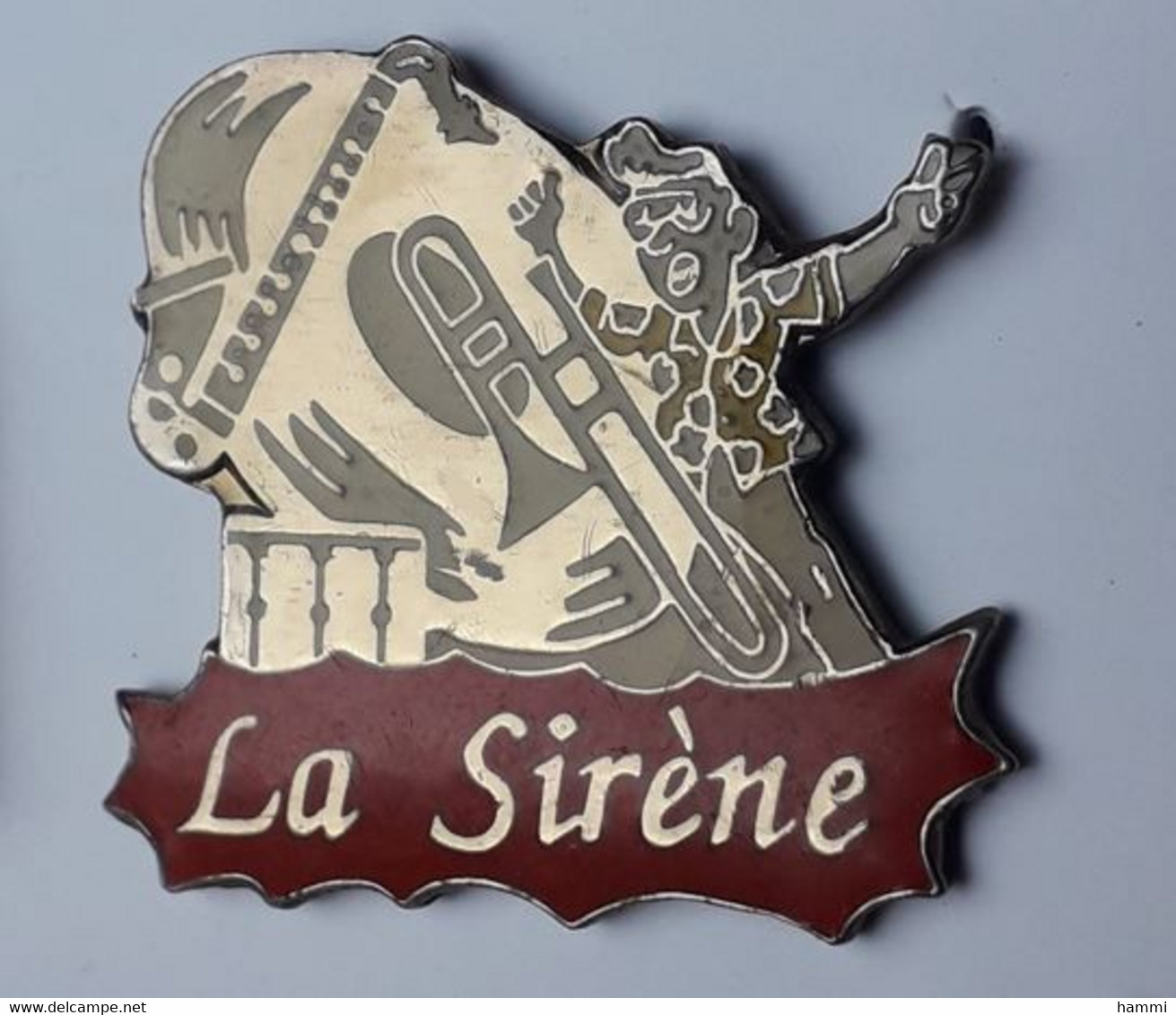 SP202 Pin's Musique Saxo Trompette LA SIRENE Harmonie Municipale Du Grand-Saconnex Suisse Achat Immédiat - Musique