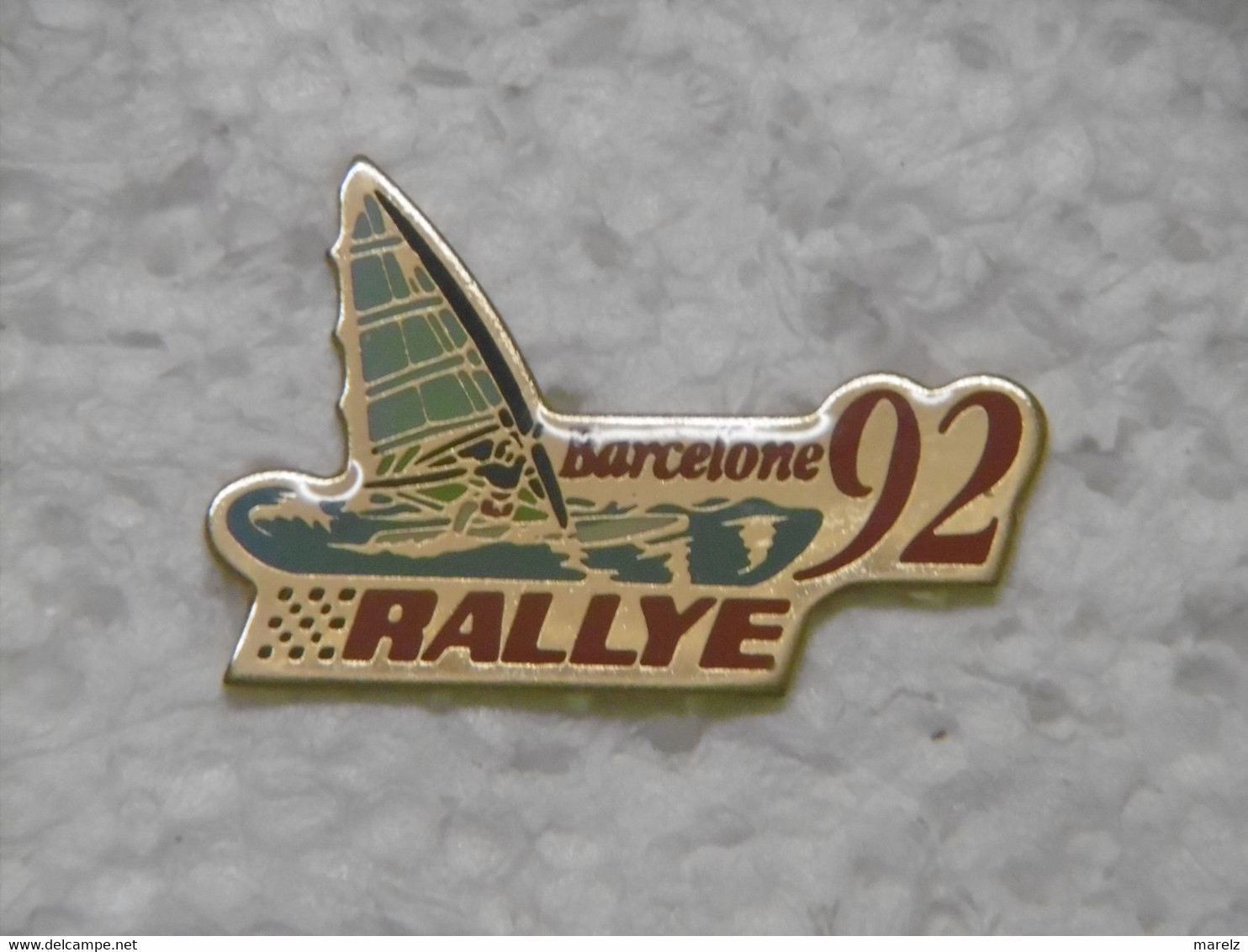 Pin's Voile Voilier RALLYE BARCELONE 1992 - Vela