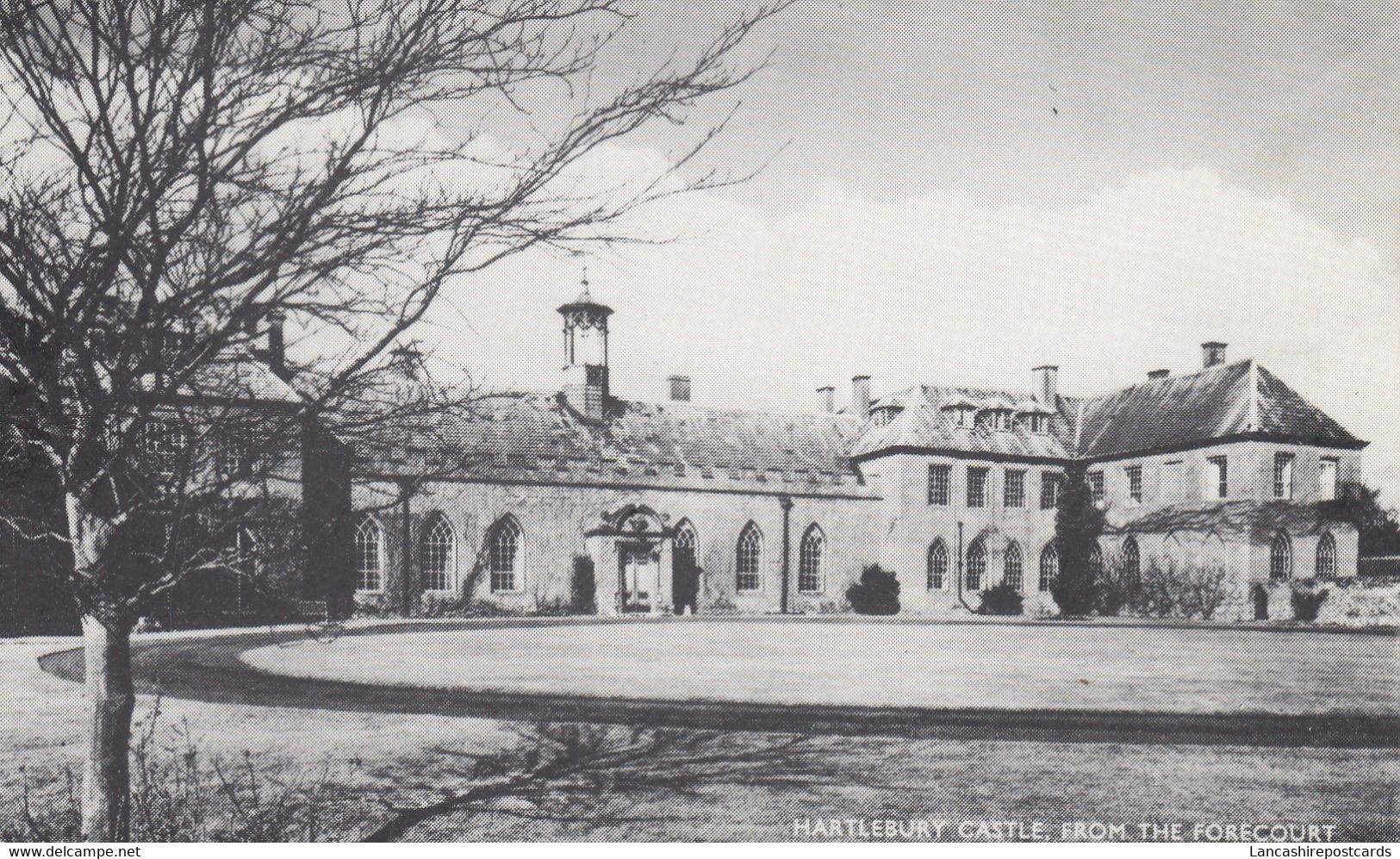 Postcard Hartlebury Castle From The Forecourt Nr Stourport On Severn   My Ref B14624 - Stourport-on-Severn