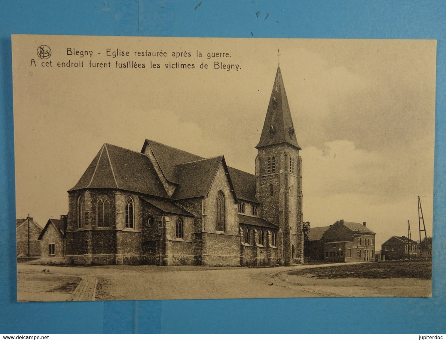 Blegny Eglise Restaurée Après La Guerre A Cet Endroit Furent Fusillées Les Victimes De Blegny - Blégny