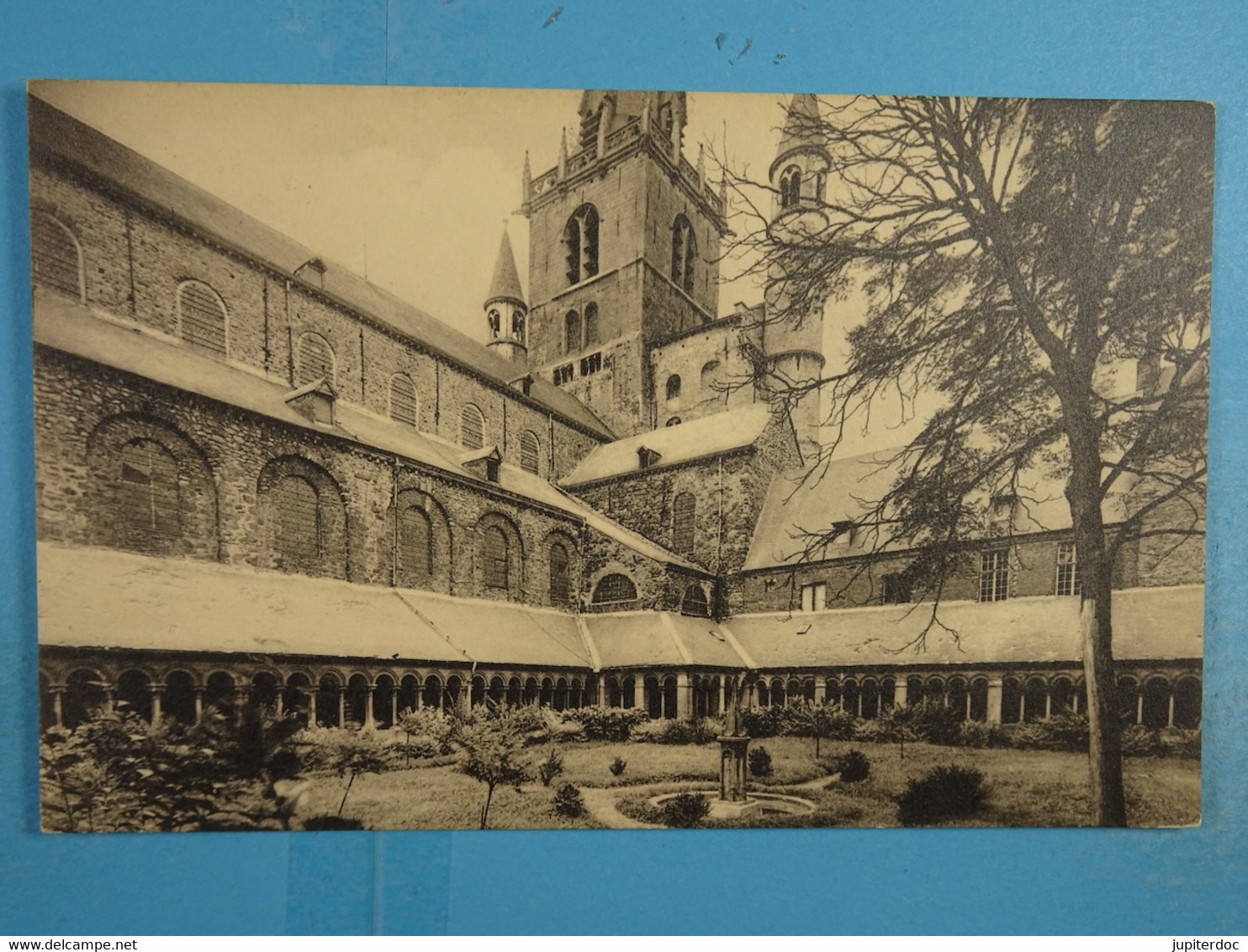 Nivelles Collégiale Ste Gertrude XIe XIIe Siècle Vue Prise Du Cloître - Nijvel