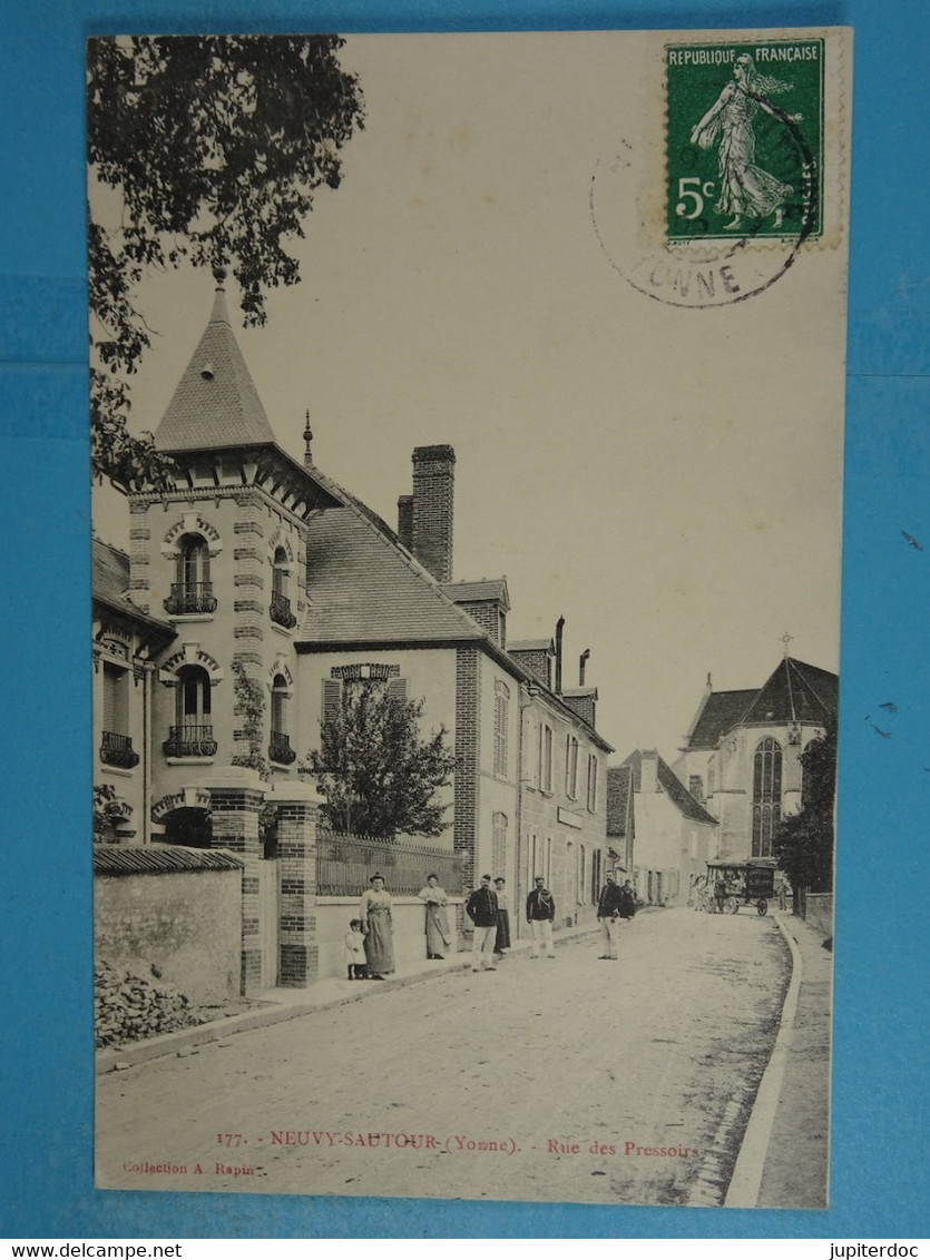 Neuvy-Sautour (Yonne) Rue Des Pressoirs - Neuvy Sautour