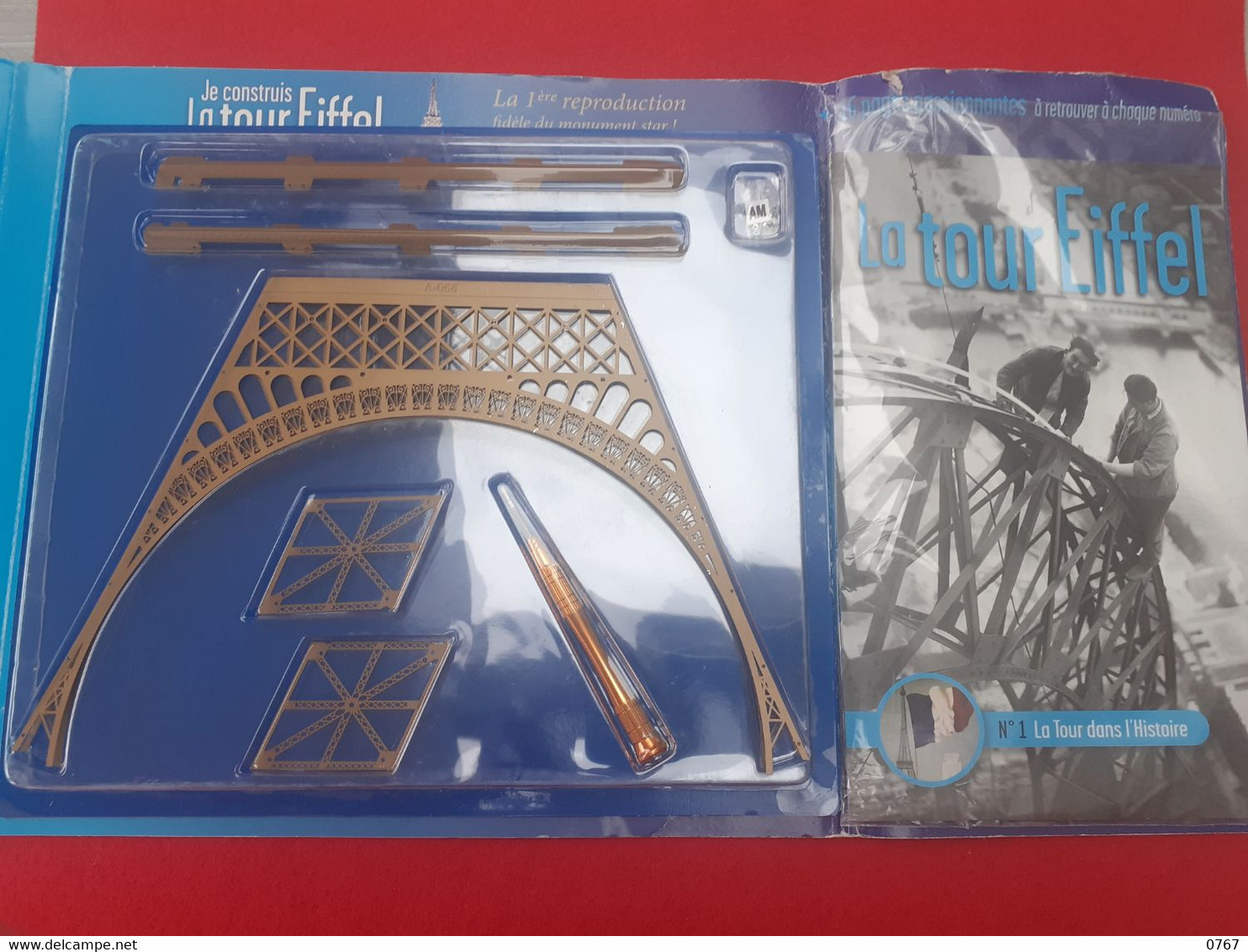 " Je Construis La Tour Eiffel " Numéro 1 /100 + Premieres Pieces De La Maquette 1,20m Metal Lumineuse (bazarcollect28) - Non Classificati