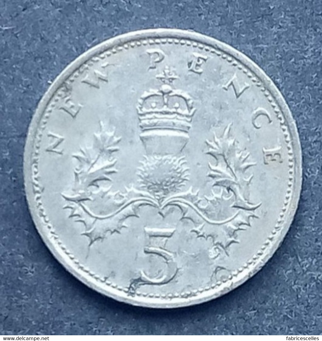 Grande Bretagne - 5 New Pence 1970 Elisabeth II - 5 Pence & 5 New Pence