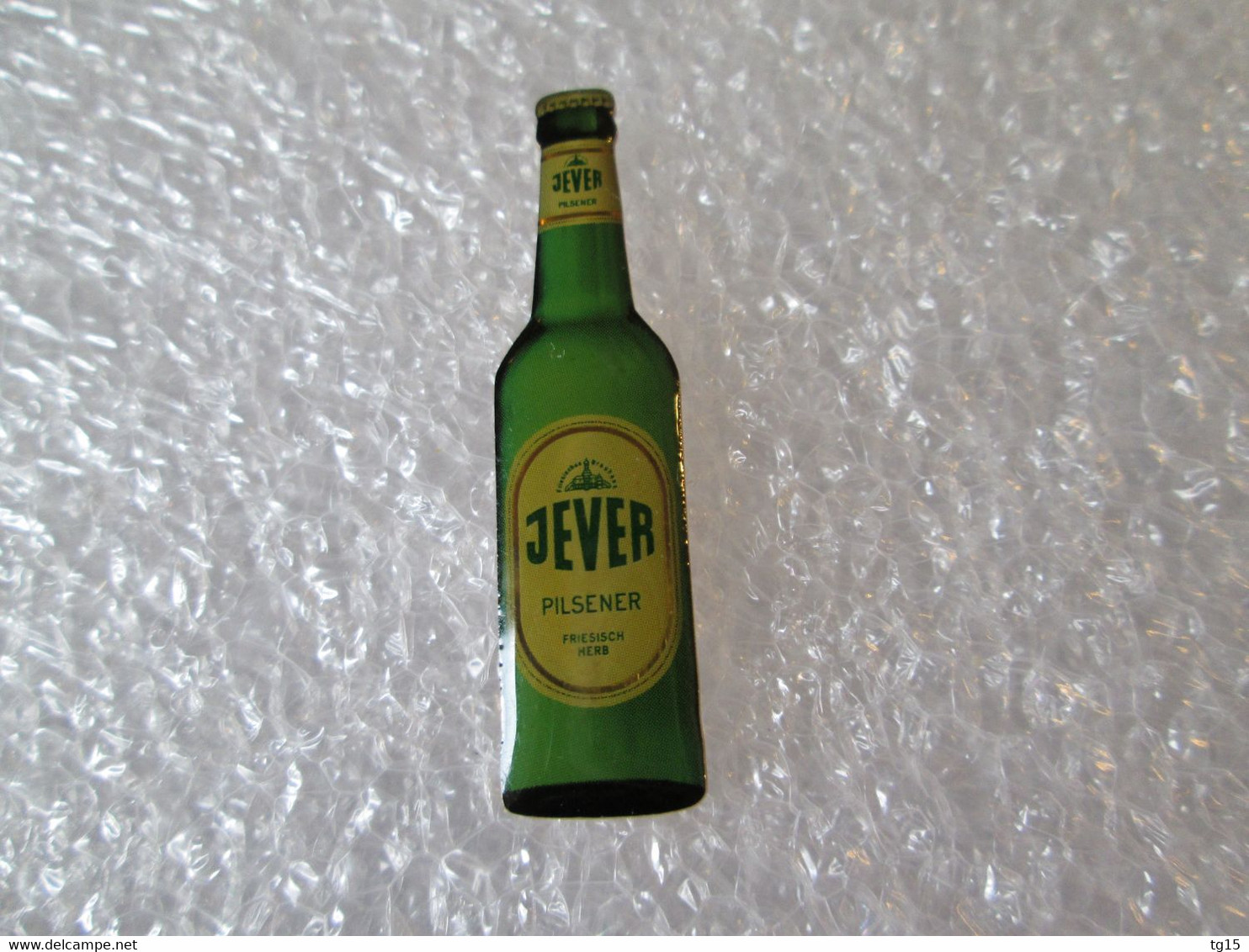 PIN'S     BIÈRE  JEVER - Bière