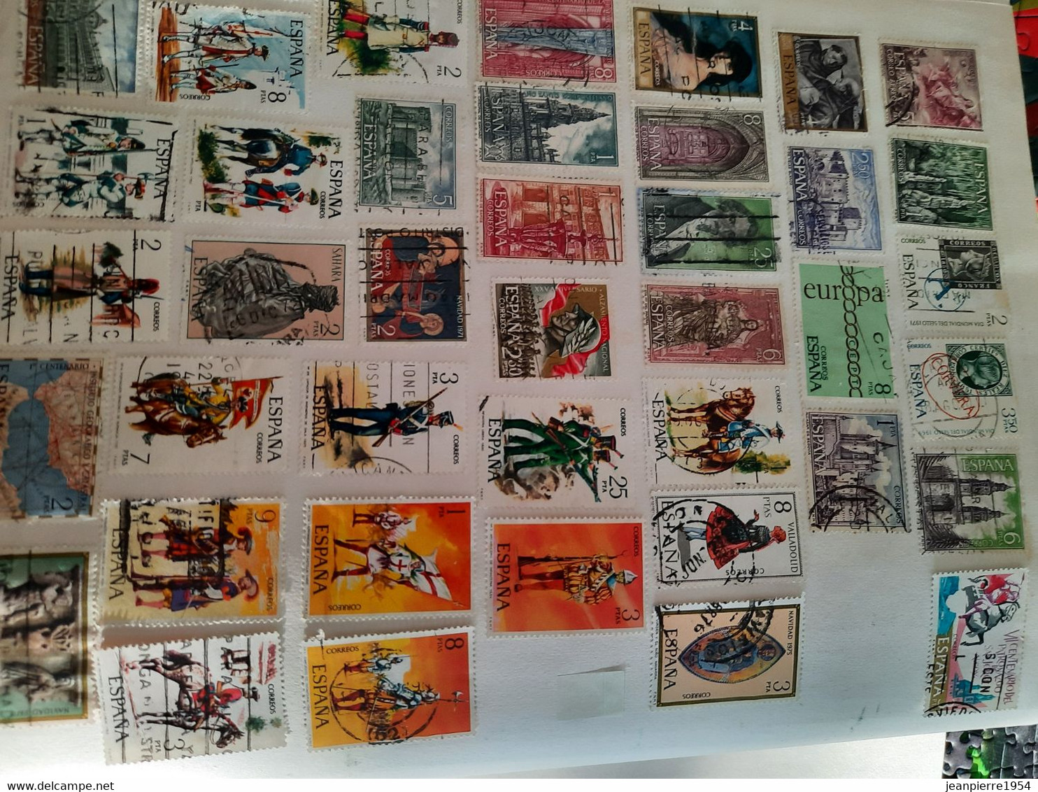 album de timbres du monde obliteres sur feuille avec des timbres des colonies française