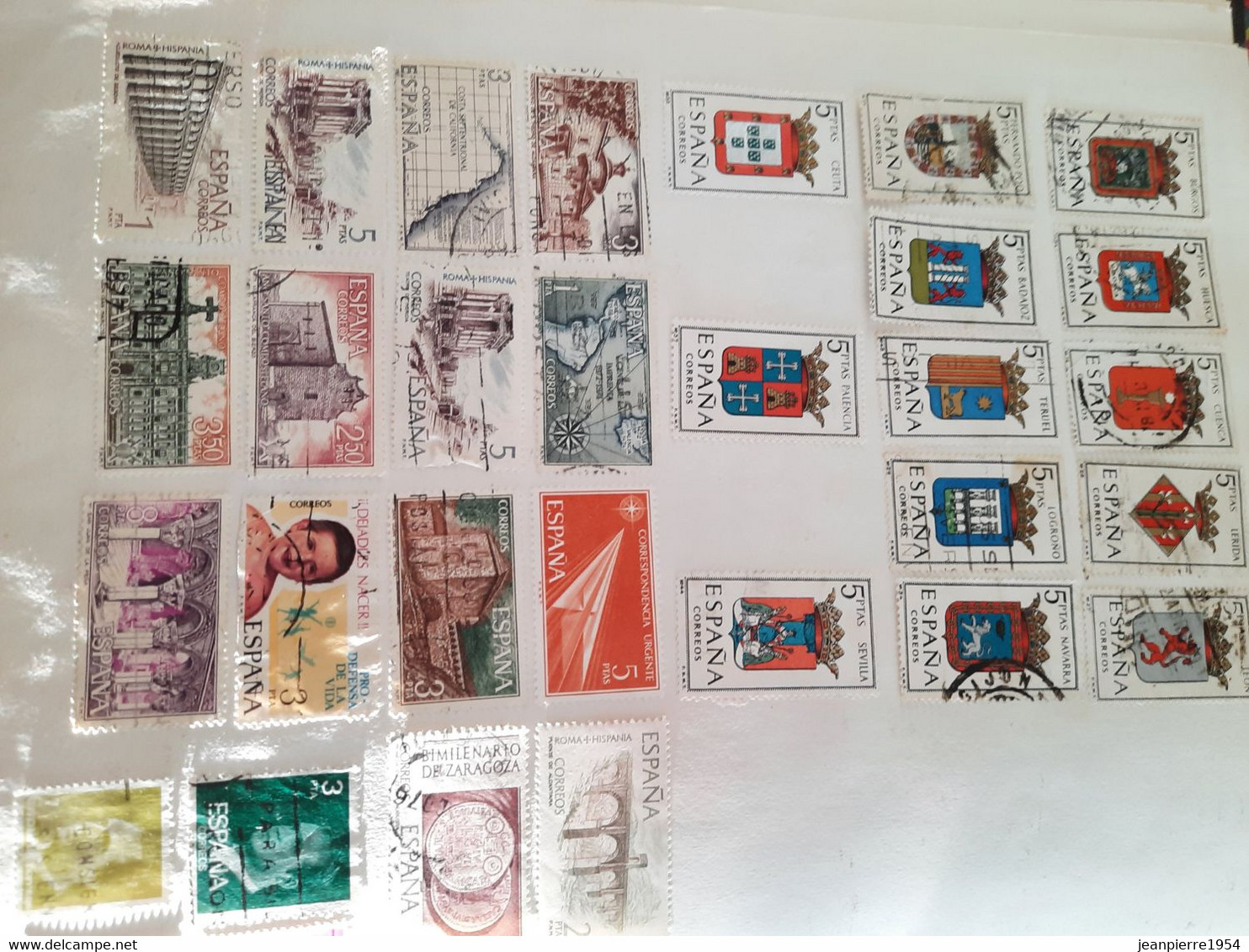 album de timbres du monde obliteres sur feuille avec des timbres des colonies française