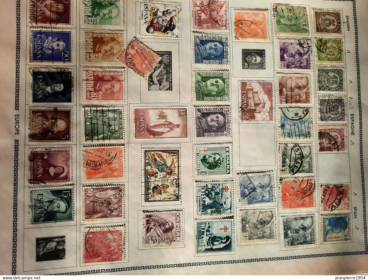 album de timbres du monde obliteres sur feuille avec des timbres des colonies française